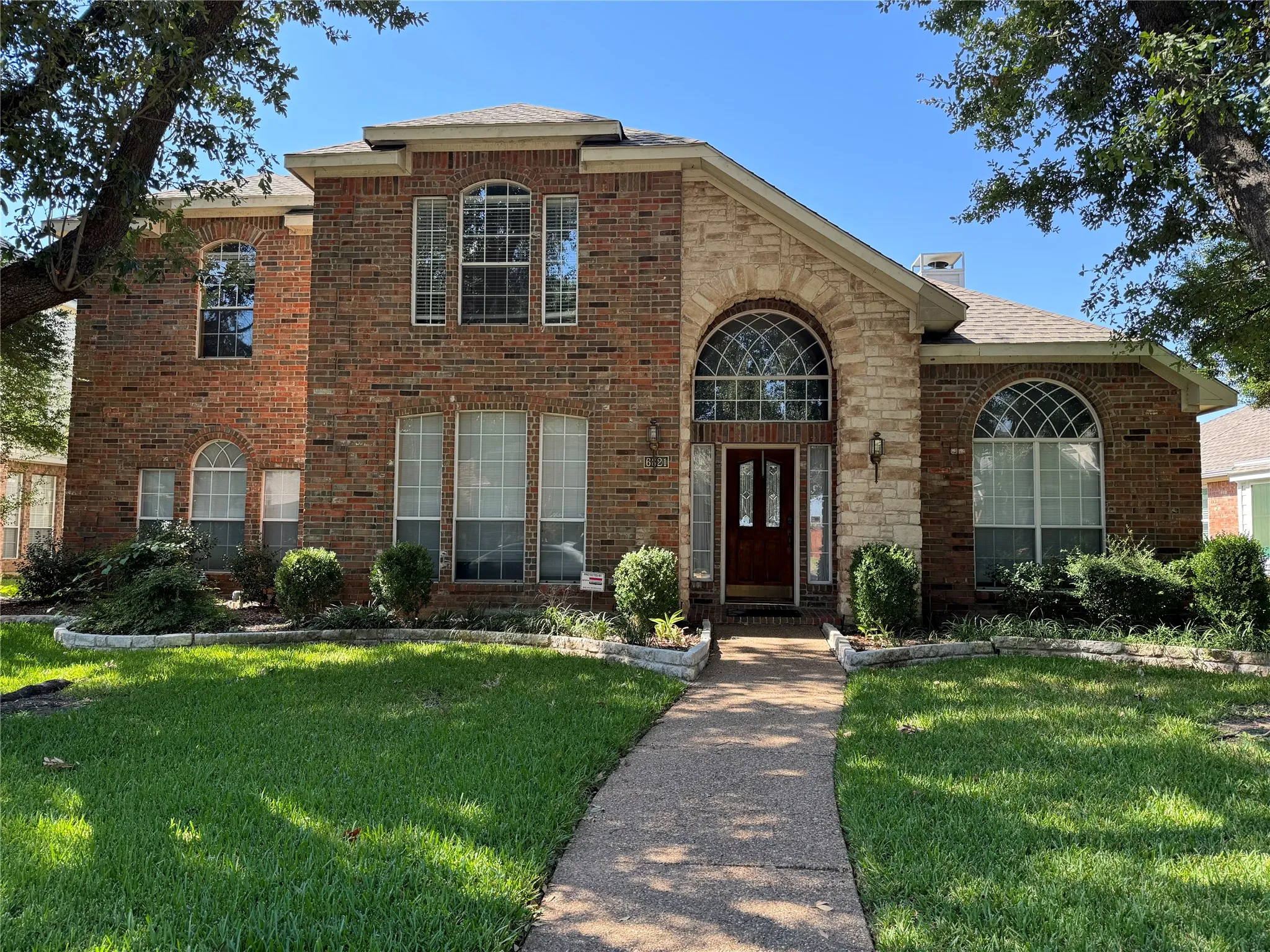 Single Family Residence For Rent in Collin County , 6821 Patrick Lane, Plano, Texas 75024, 4 Bedroom, 4 Bathroom, 2 Garage spaces, 3,296 Sqft, built in 1995, mls#21409882, Real Estate Agent in Plano, Homes For Rent in Collin county, Homes For Rent in Plano, Realtor in Plano Texas, Real Estate Brokerage Independent Realty Texas, Luminita Cordes Realtor