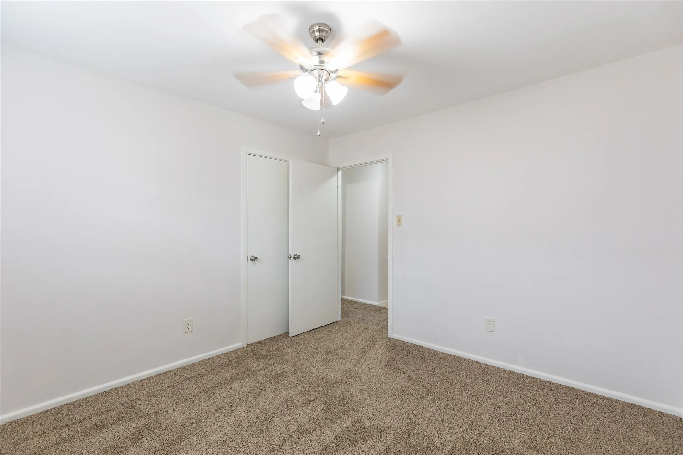 Single Family Residence For Sale in Taylor County , 2966 Arrowhead Drive, Abilene, Texas 79606, 3 Bedroom, 2 Bathroom, 2 Garage spaces, 1,840 Sqft, built in 1964, mls#21409872, Real Estate Agent in Abilene, Homes For Sale in Taylor county, Homes For Sale in Abilene, Realtor in Abilene Texas, Real Estate Brokerage Independent Realty Texas, Luminita Cordes Realtor