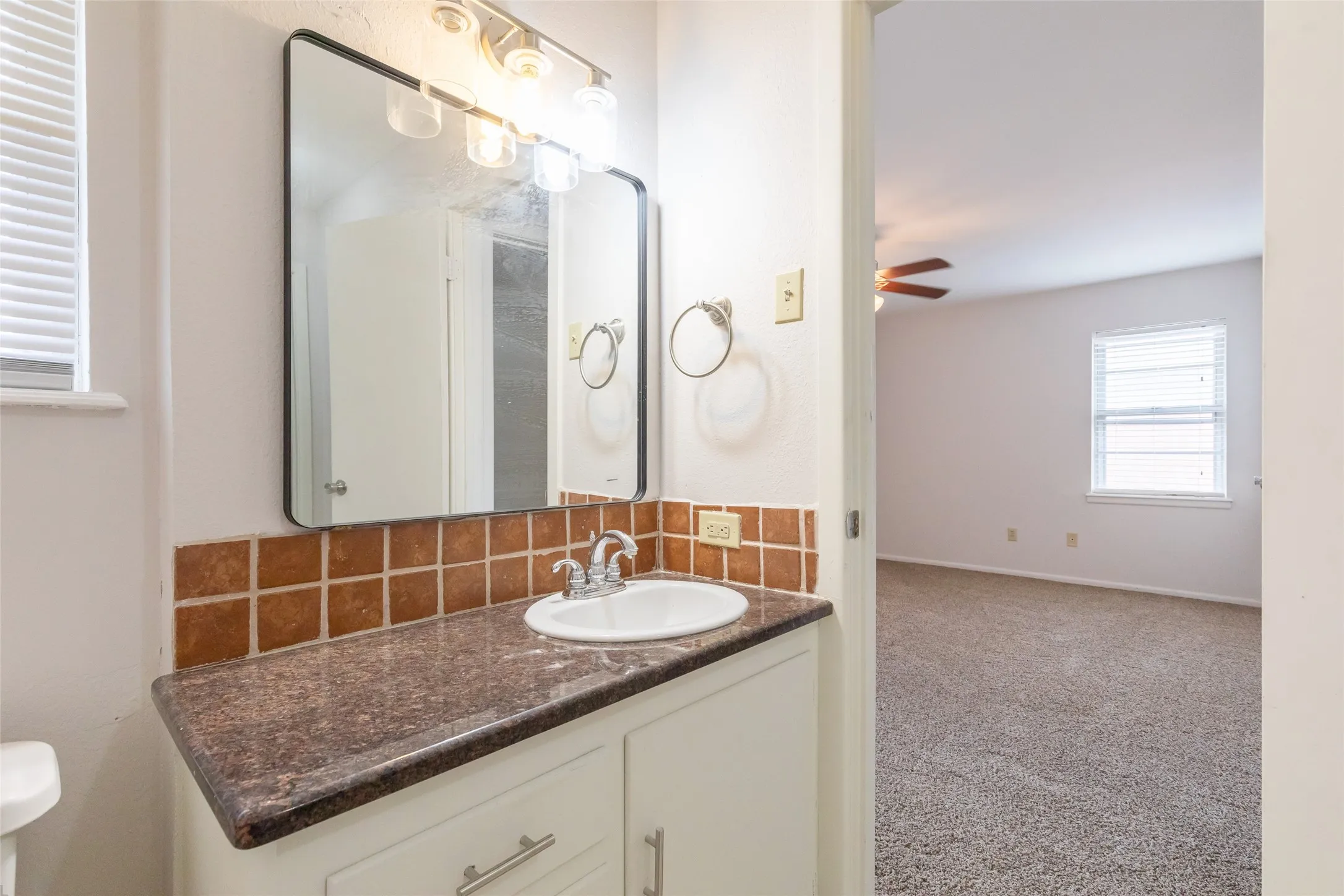 Single Family Residence For Sale in Taylor County , 2966 Arrowhead Drive, Abilene, Texas 79606, 3 Bedroom, 2 Bathroom, 2 Garage spaces, 1,840 Sqft, built in 1964, mls#21409872, Real Estate Agent in Abilene, Homes For Sale in Taylor county, Homes For Sale in Abilene, Realtor in Abilene Texas, Real Estate Brokerage Independent Realty Texas, Luminita Cordes Realtor