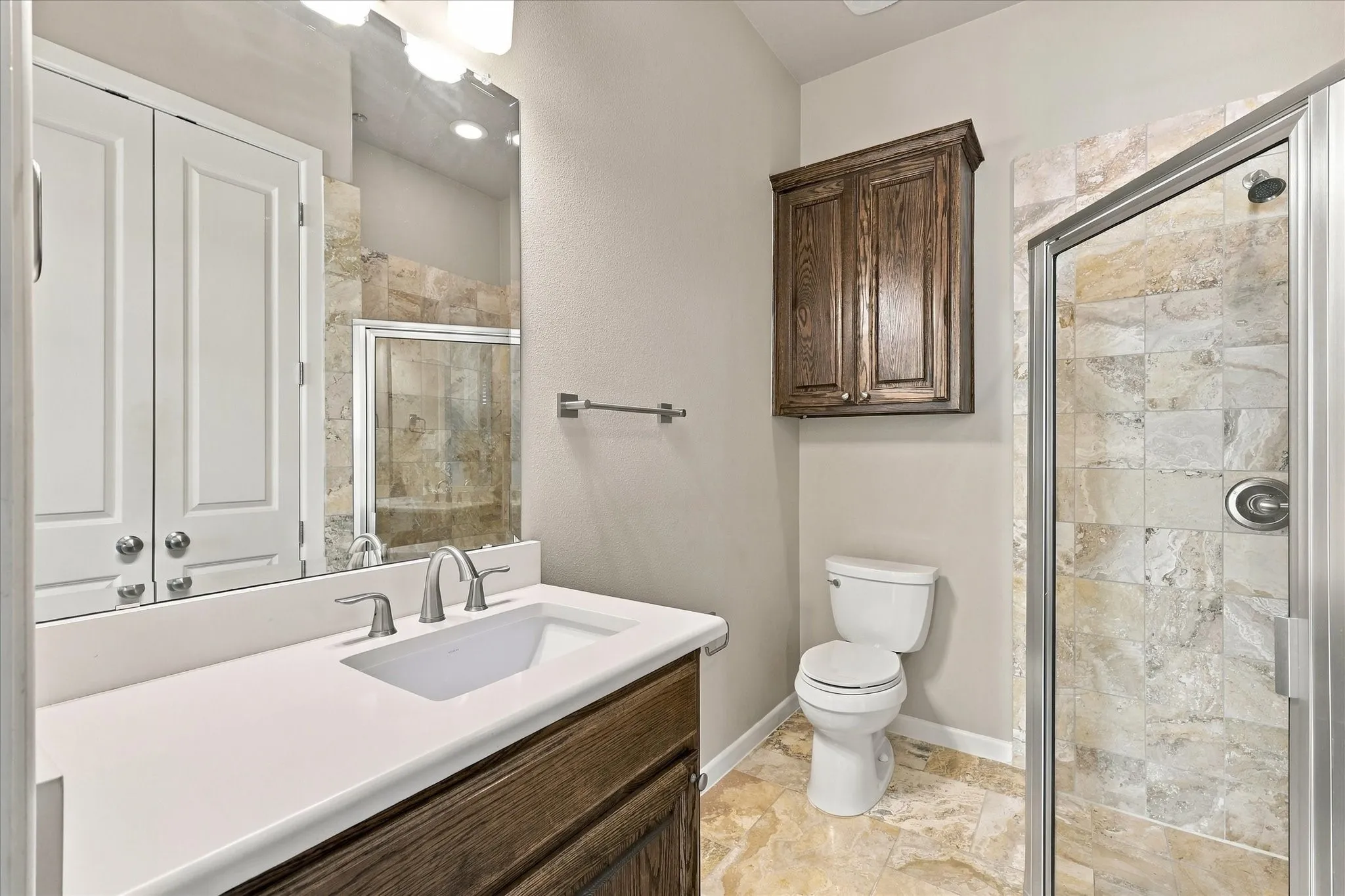 Single Family Residence For Sale in Denton County , 304 Thistle Ridge, Denton, Texas 76210, 3 Bedroom, 4 Bathroom, 2 Garage spaces, 3,188 Sqft, built in 2015, mls#21413205, Real Estate Agent in Denton, Homes For Sale in Denton county, Homes For Sale in Denton, Realtor in Denton Texas, Real Estate Brokerage Independent Realty Texas, Luminita Cordes Realtor