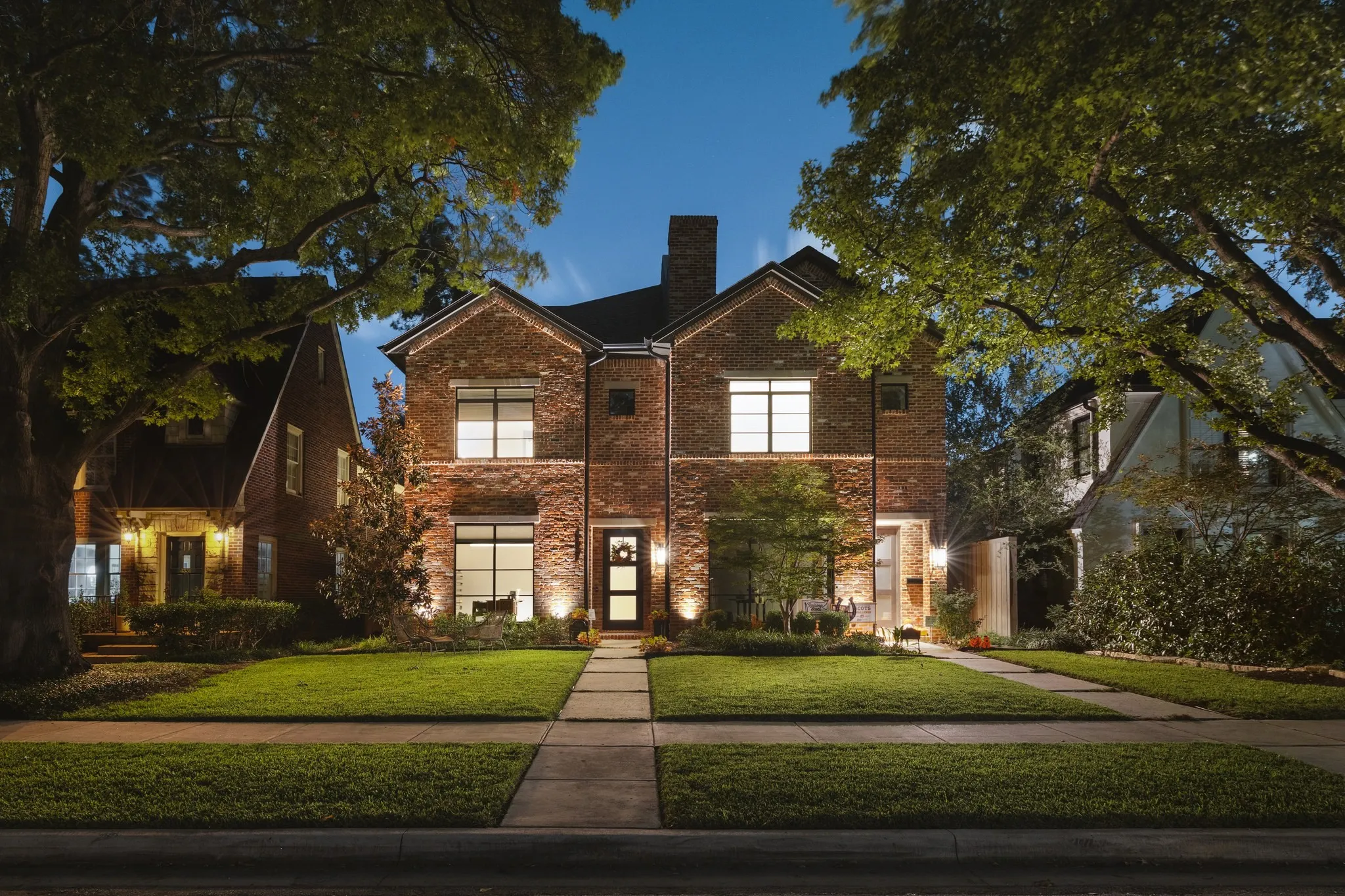 Single Family Residence For Sale in Dallas County , 4333 Emerson Avenue, University Park, Texas 75205, 4 Bedroom, 5 Bathroom, 2 Garage spaces, 3,427 Sqft, built in 2020, mls#21412650, Real Estate Agent in University Park, Homes For Sale in Dallas county, Homes For Sale in University Park, Realtor in University Park Texas, Real Estate Brokerage Independent Realty Texas, Luminita Cordes Realtor