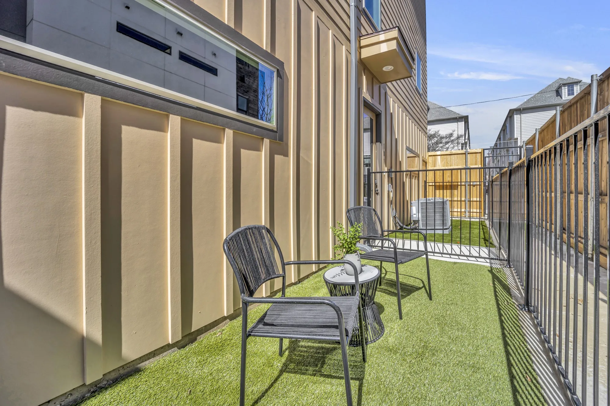 Condominium For Rent in Dallas County , 5806 Bryan Parkway 104, Dallas, Texas 75206, 2 Bedroom, 3 Bathroom, 2 Garage spaces, 1,500 Sqft, built in 2025, mls#21413784, Real Estate Agent in Dallas, Homes For Rent in Dallas county, Homes For Rent in Dallas, Realtor in Dallas Texas, Real Estate Brokerage Independent Realty Texas, Luminita Cordes Realtor
