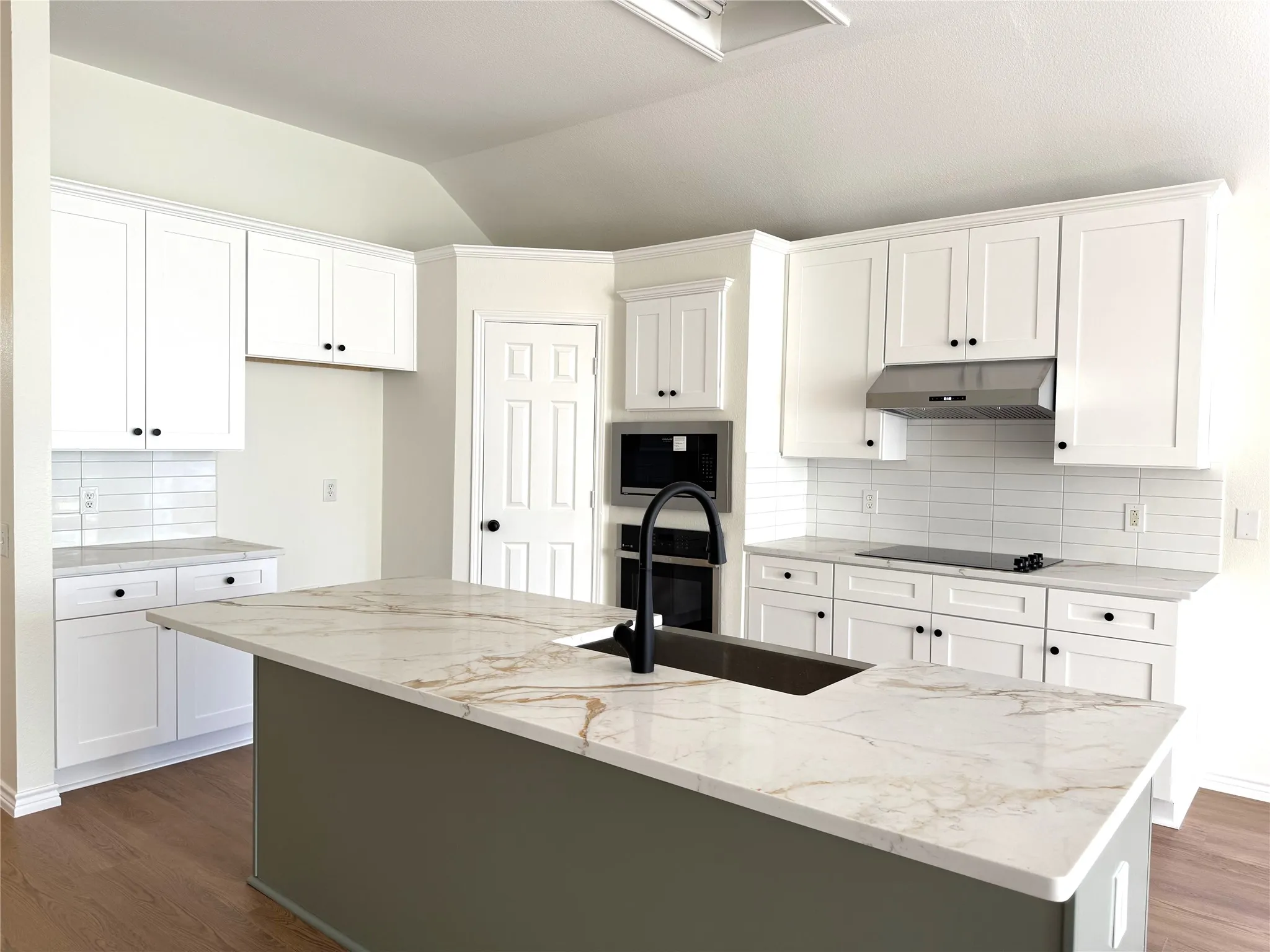 Single Family Residence For Sale in Collin County , 2508 Deer Horn Drive, Plano, Texas 75025, 4 Bedroom, 2 Bathroom, 2 Garage spaces, 2,070 Sqft, built in 1998, mls#21410225, Real Estate Agent in Plano, Homes For Sale in Collin county, Homes For Sale in Plano, Realtor in Plano Texas, Real Estate Brokerage Independent Realty Texas, Luminita Cordes Realtor