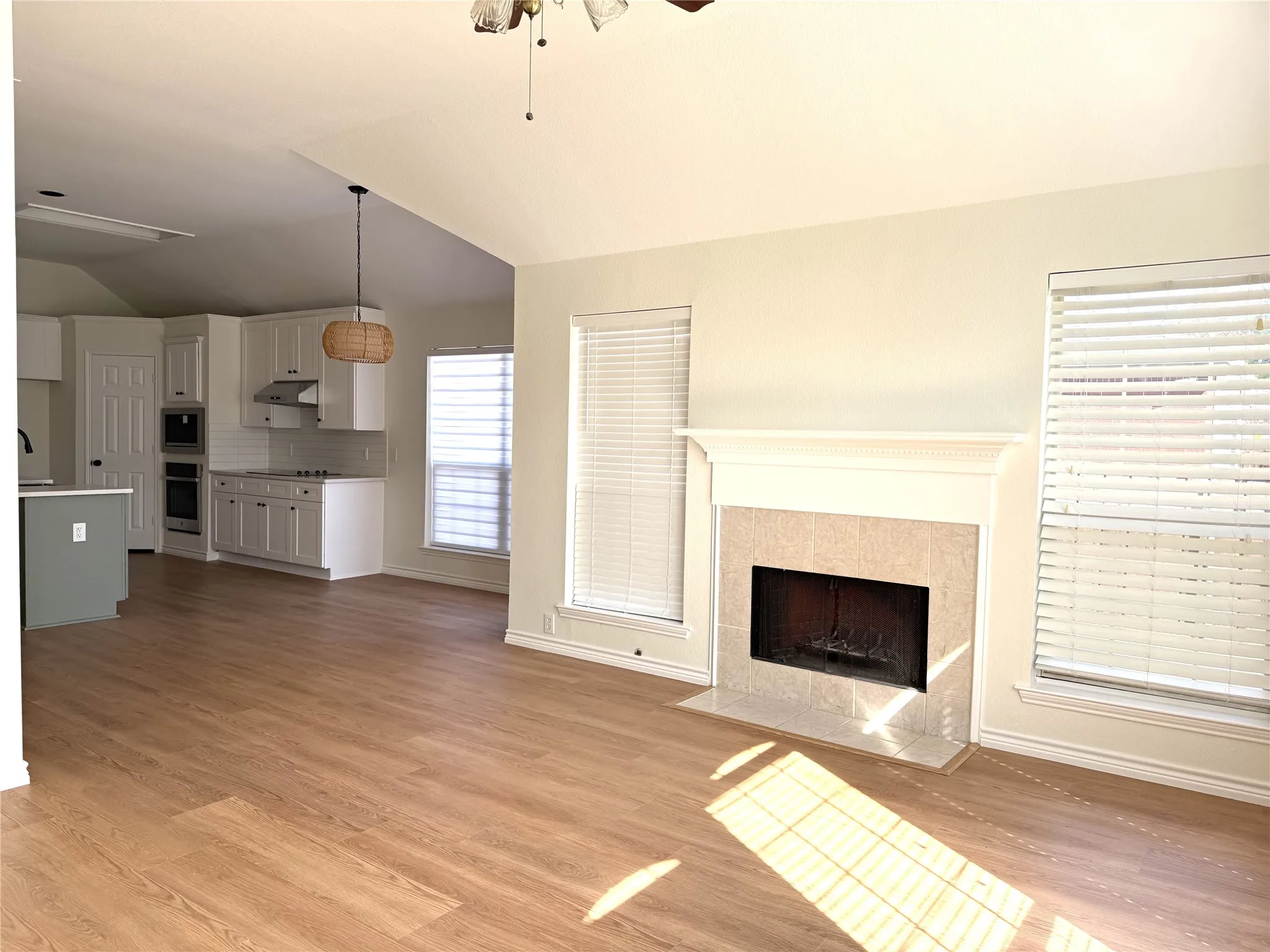 Single Family Residence For Sale in Collin County , 2508 Deer Horn Drive, Plano, Texas 75025, 4 Bedroom, 2 Bathroom, 2 Garage spaces, 2,070 Sqft, built in 1998, mls#21410225, Real Estate Agent in Plano, Homes For Sale in Collin county, Homes For Sale in Plano, Realtor in Plano Texas, Real Estate Brokerage Independent Realty Texas, Luminita Cordes Realtor