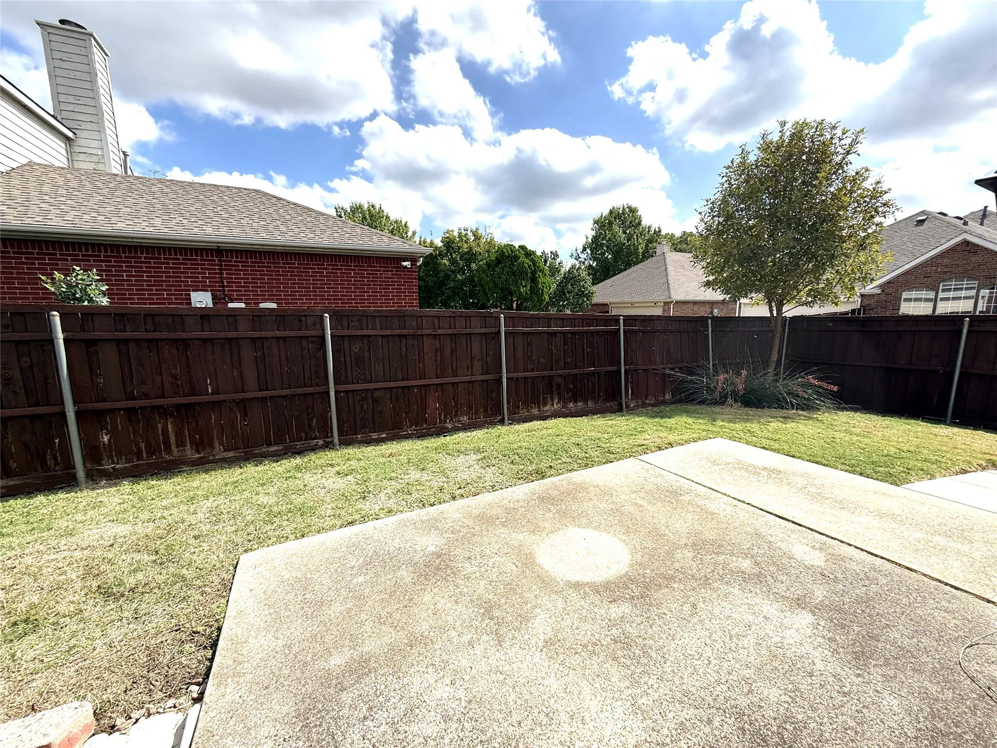 Single Family Residence For Sale in Collin County , 2508 Deer Horn Drive, Plano, Texas 75025, 4 Bedroom, 2 Bathroom, 2 Garage spaces, 2,070 Sqft, built in 1998, mls#21410225, Real Estate Agent in Plano, Homes For Sale in Collin county, Homes For Sale in Plano, Realtor in Plano Texas, Real Estate Brokerage Independent Realty Texas, Luminita Cordes Realtor