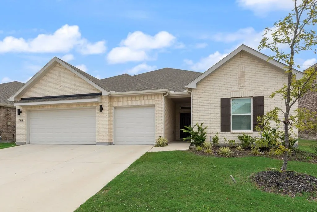 Single Family Residence For Sale