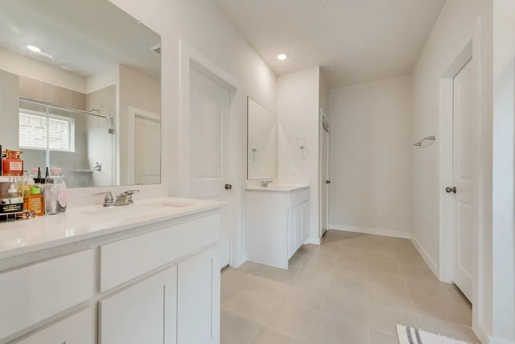 Single Family Residence For Sale in Kaufman County , 801 Vineyard Way, Forney, Texas 75126, 4 Bedroom, 3 Bathroom, 3 Garage spaces, 2,515 Sqft, built in 2024, mls#21409564, Real Estate Agent in Forney, Homes For Sale in Kaufman county, Homes For Sale in Forney, Realtor in Forney Texas, Real Estate Brokerage Independent Realty Texas, Luminita Cordes Realtor