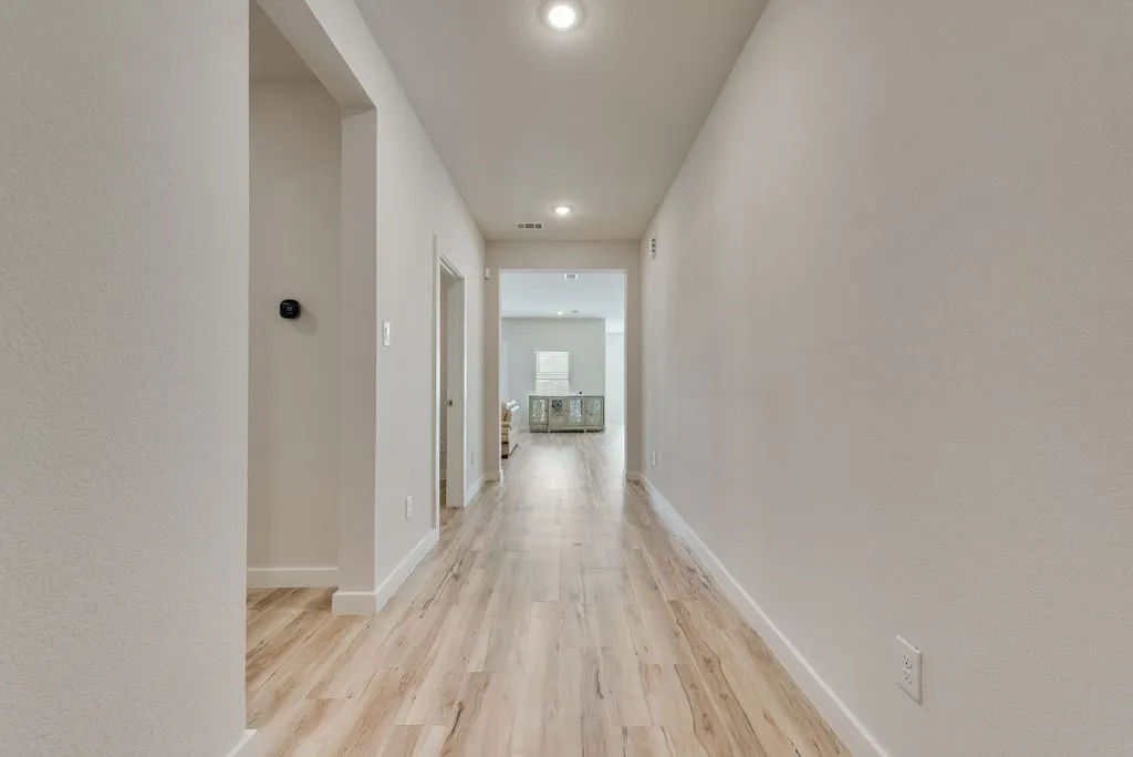 Single Family Residence For Sale in Kaufman County , 801 Vineyard Way, Forney, Texas 75126, 4 Bedroom, 3 Bathroom, 3 Garage spaces, 2,515 Sqft, built in 2024, mls#21409564, Real Estate Agent in Forney, Homes For Sale in Kaufman county, Homes For Sale in Forney, Realtor in Forney Texas, Real Estate Brokerage Independent Realty Texas, Luminita Cordes Realtor