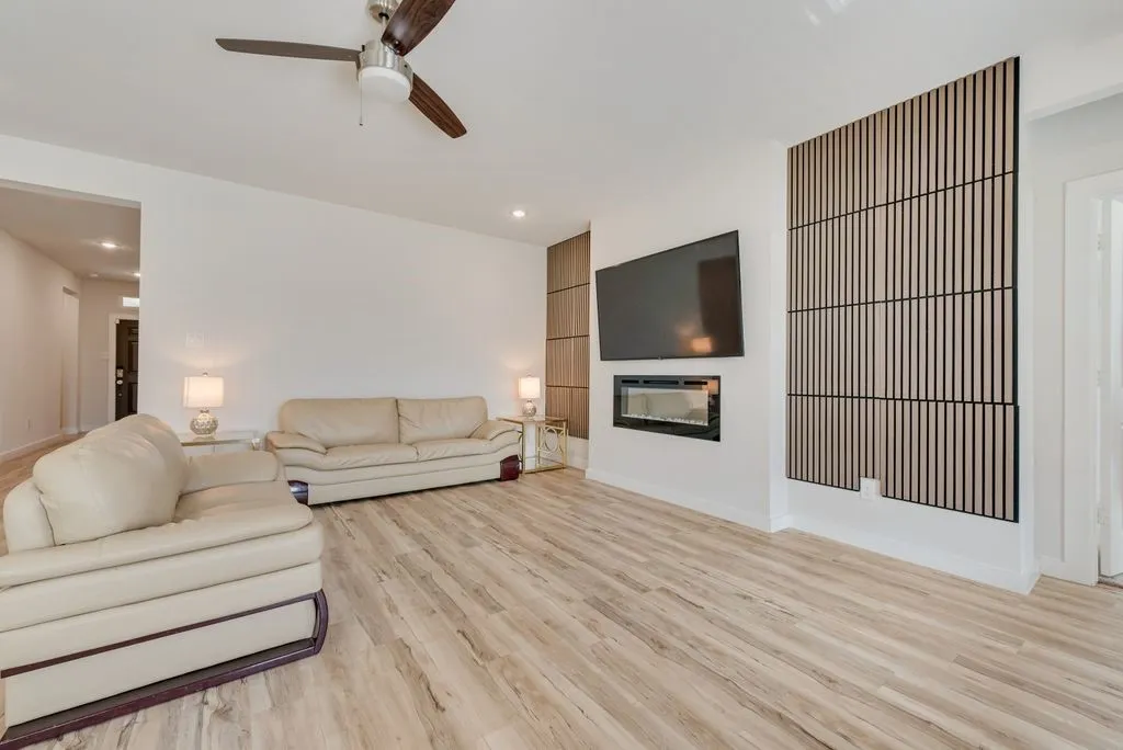 Single Family Residence For Sale in Kaufman County , 801 Vineyard Way, Forney, Texas 75126, 4 Bedroom, 3 Bathroom, 3 Garage spaces, 2,515 Sqft, built in 2024, mls#21409564, Real Estate Agent in Forney, Homes For Sale in Kaufman county, Homes For Sale in Forney, Realtor in Forney Texas, Real Estate Brokerage Independent Realty Texas, Luminita Cordes Realtor