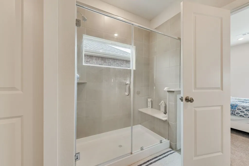 Single Family Residence For Sale in Kaufman County , 801 Vineyard Way, Forney, Texas 75126, 4 Bedroom, 3 Bathroom, 3 Garage spaces, 2,515 Sqft, built in 2024, mls#21409564, Real Estate Agent in Forney, Homes For Sale in Kaufman county, Homes For Sale in Forney, Realtor in Forney Texas, Real Estate Brokerage Independent Realty Texas, Luminita Cordes Realtor