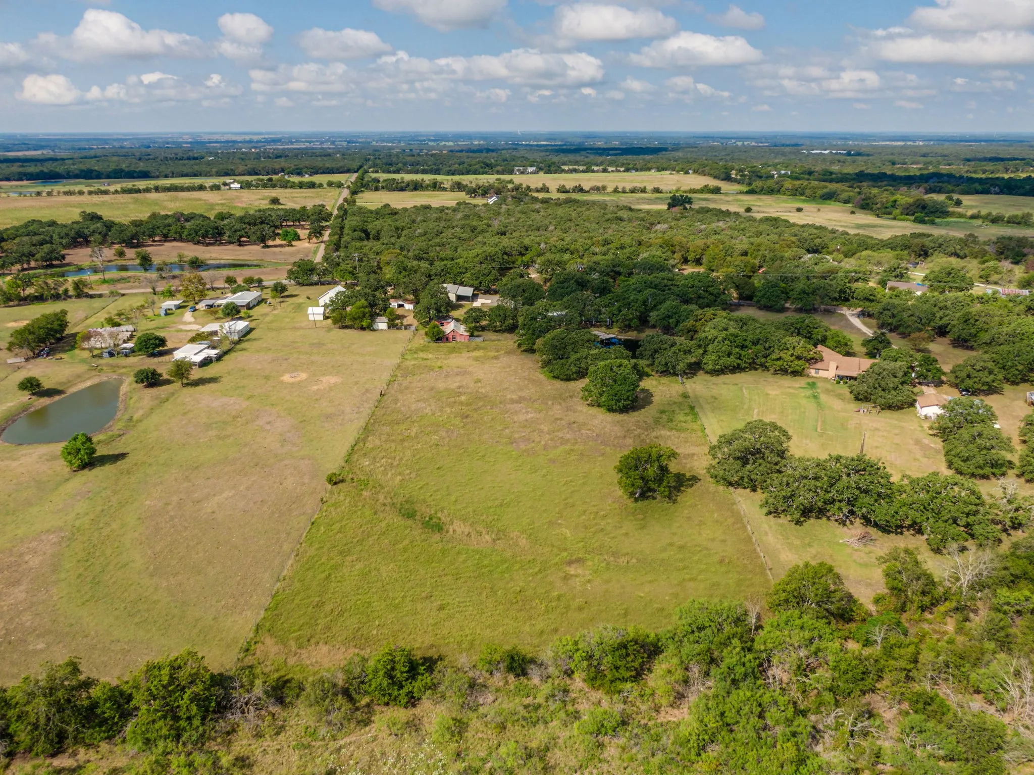 Single Family Residence For Sale in Mc Lennan County , 3754 Ft Graham Road, West, Texas 76691, 3 Bedroom, 3 Bathroom, 6 Garage spaces, 2,588 Sqft, built in 1979, mls#21413808, Real Estate Agent in West, Homes For Sale in Mc Lennan county, Homes For Sale in West, Realtor in West Texas, Real Estate Brokerage Independent Realty Texas, Luminita Cordes Realtor