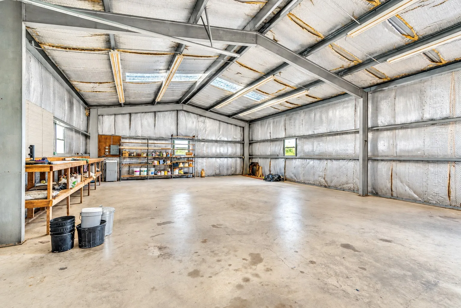 30x55 workshop with electricity