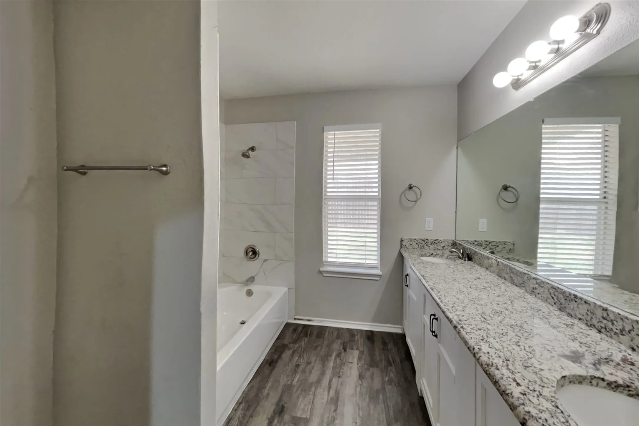 Single Family Residence For Rent in Tarrant County , 3813 Huckleberry Drive, Fort Worth, Texas 76137, 3 Bedroom, 2 Bathroom, 2 Garage spaces, 1,380 Sqft, built in 1987, mls#21413822, Real Estate Agent in Fort Worth, Homes For Rent in Tarrant county, Homes For Rent in Fort Worth, Realtor in Fort Worth Texas, Real Estate Brokerage Independent Realty Texas, Luminita Cordes Realtor