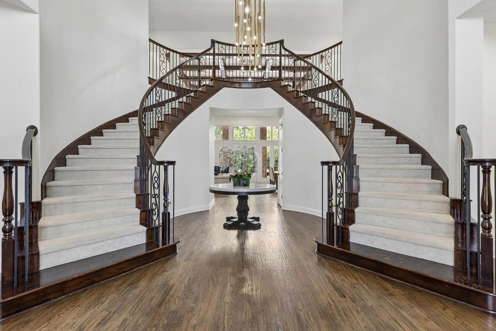 Stunning Entry