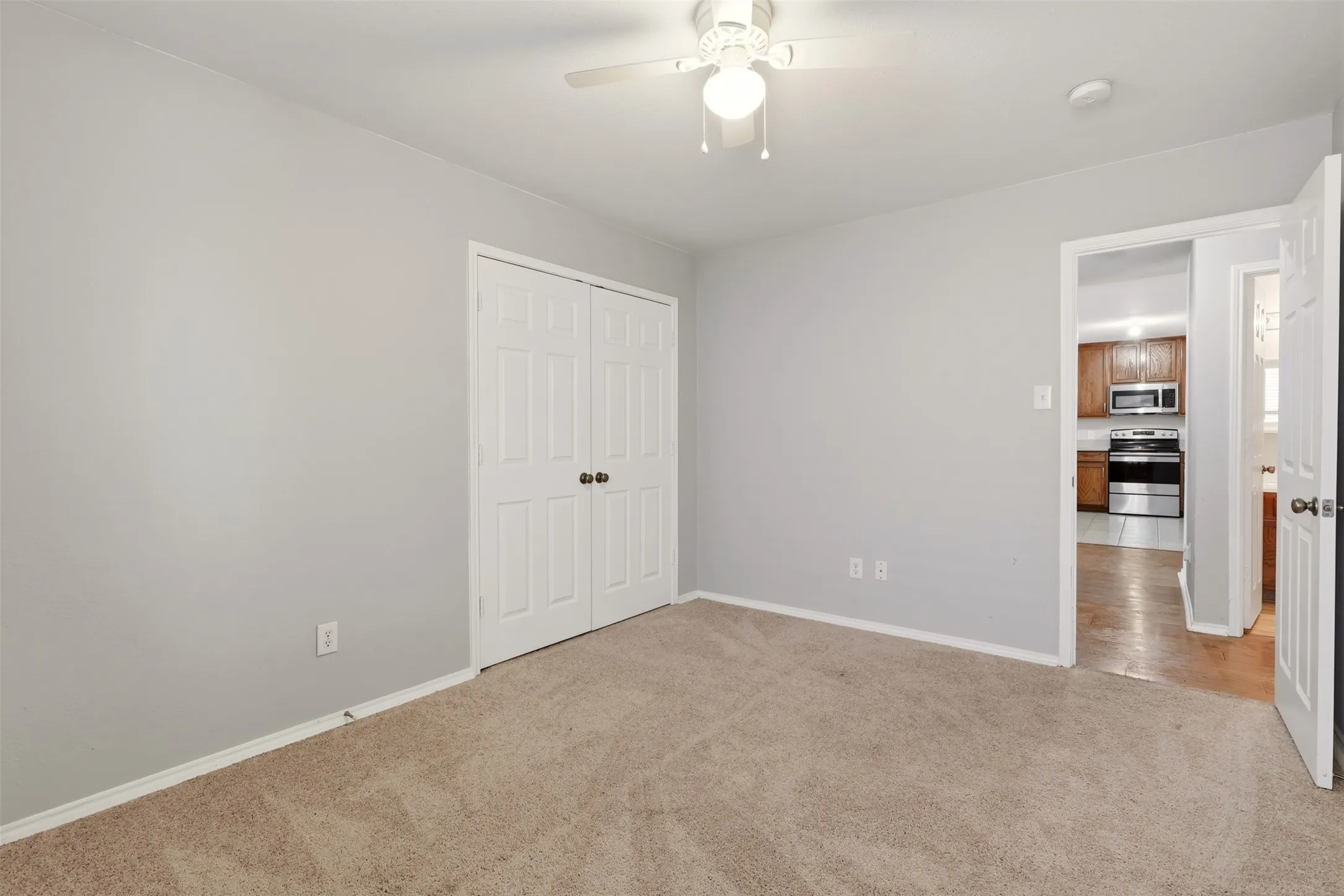 Single Family Residence For Sale in Tarrant County , 5112 Senator Drive, Fort Worth, Texas 76244, 3 Bedroom, 2 Bathroom, 2 Garage spaces, 1,912 Sqft, built in 2004, mls#21413840, Real Estate Agent in Fort Worth, Homes For Sale in Tarrant county, Homes For Sale in Fort Worth, Realtor in Fort Worth Texas, Real Estate Brokerage Independent Realty Texas, Luminita Cordes Realtor