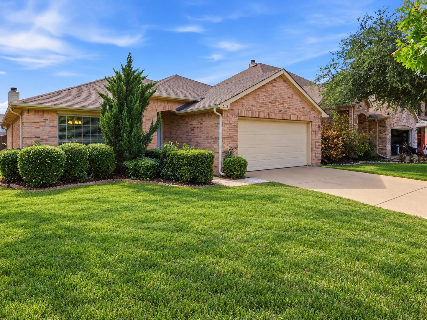 Single Family Residence For Sale in Tarrant County , 5112 Senator Drive, Fort Worth, Texas 76244, 3 Bedroom, 2 Bathroom, 2 Garage spaces, 1,912 Sqft, built in 2004, mls#21413840, Real Estate Agent in Fort Worth, Homes For Sale in Tarrant county, Homes For Sale in Fort Worth, Realtor in Fort Worth Texas, Real Estate Brokerage Independent Realty Texas, Luminita Cordes Realtor