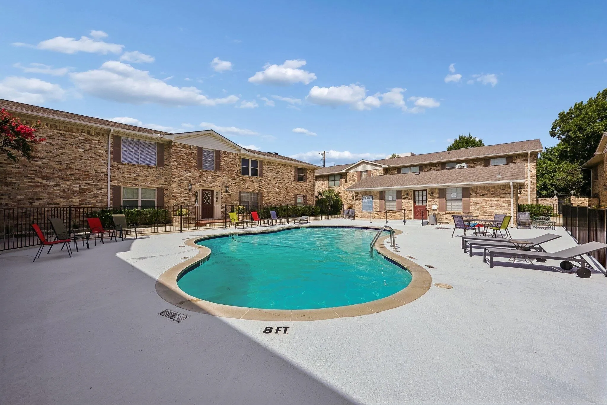 Condominium For Sale in Dallas County , 5050 Matilda Street 225, Dallas, Texas 75206, 2 Bedroom, 2 Bathroom, Garage spaces, 1,055 Sqft, built in 1968, mls#21413842, Real Estate Agent in Dallas, Homes For Sale in Dallas county, Homes For Sale in Dallas, Realtor in Dallas Texas, Real Estate Brokerage Independent Realty Texas, Luminita Cordes Realtor