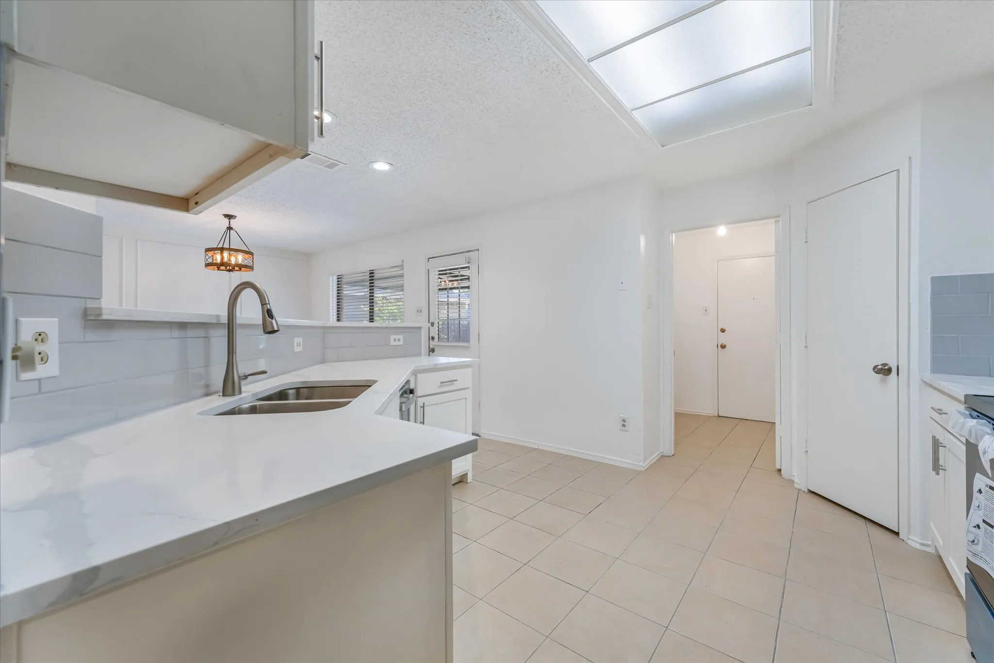 Single Family Residence For Sale in Collin County , 708 Tribal Road, Plano, Texas 75023, 2 Bedroom, 2 Bathroom, 2 Garage spaces, 1,558 Sqft, built in 1984, mls#21412663, Real Estate Agent in Plano, Homes For Sale in Collin county, Homes For Sale in Plano, Realtor in Plano Texas, Real Estate Brokerage Independent Realty Texas, Luminita Cordes Realtor