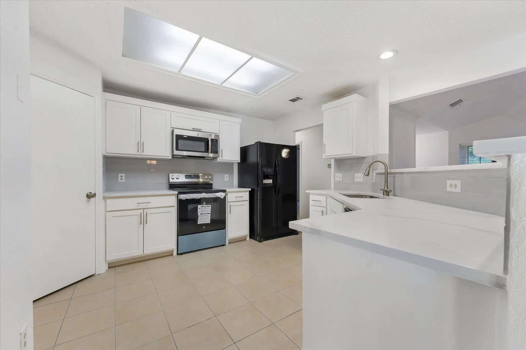 Single Family Residence For Sale in Collin County , 708 Tribal Road, Plano, Texas 75023, 2 Bedroom, 2 Bathroom, 2 Garage spaces, 1,558 Sqft, built in 1984, mls#21412663, Real Estate Agent in Plano, Homes For Sale in Collin county, Homes For Sale in Plano, Realtor in Plano Texas, Real Estate Brokerage Independent Realty Texas, Luminita Cordes Realtor