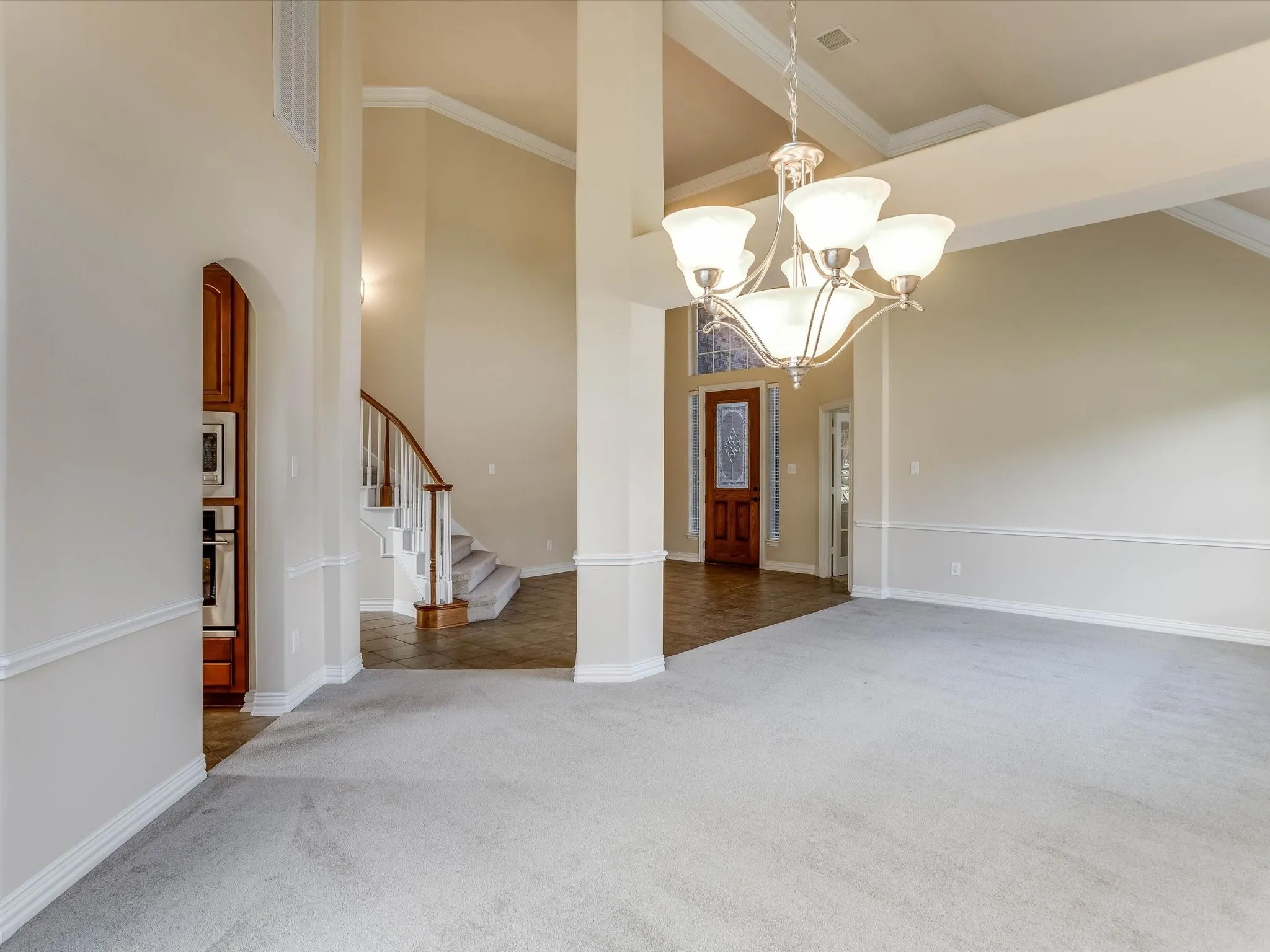Single Family Residence For Sale in Denton County , 1131 Durango Circle, Shady Shores, Texas 76208, 4 Bedroom, 5 Bathroom, 3 Garage spaces, 4,001 Sqft, built in 2005, mls#21411881, Real Estate Agent in Shady Shores, Homes For Sale in Denton county, Homes For Sale in Shady Shores, Realtor in Shady Shores Texas, Real Estate Brokerage Independent Realty Texas, Luminita Cordes Realtor