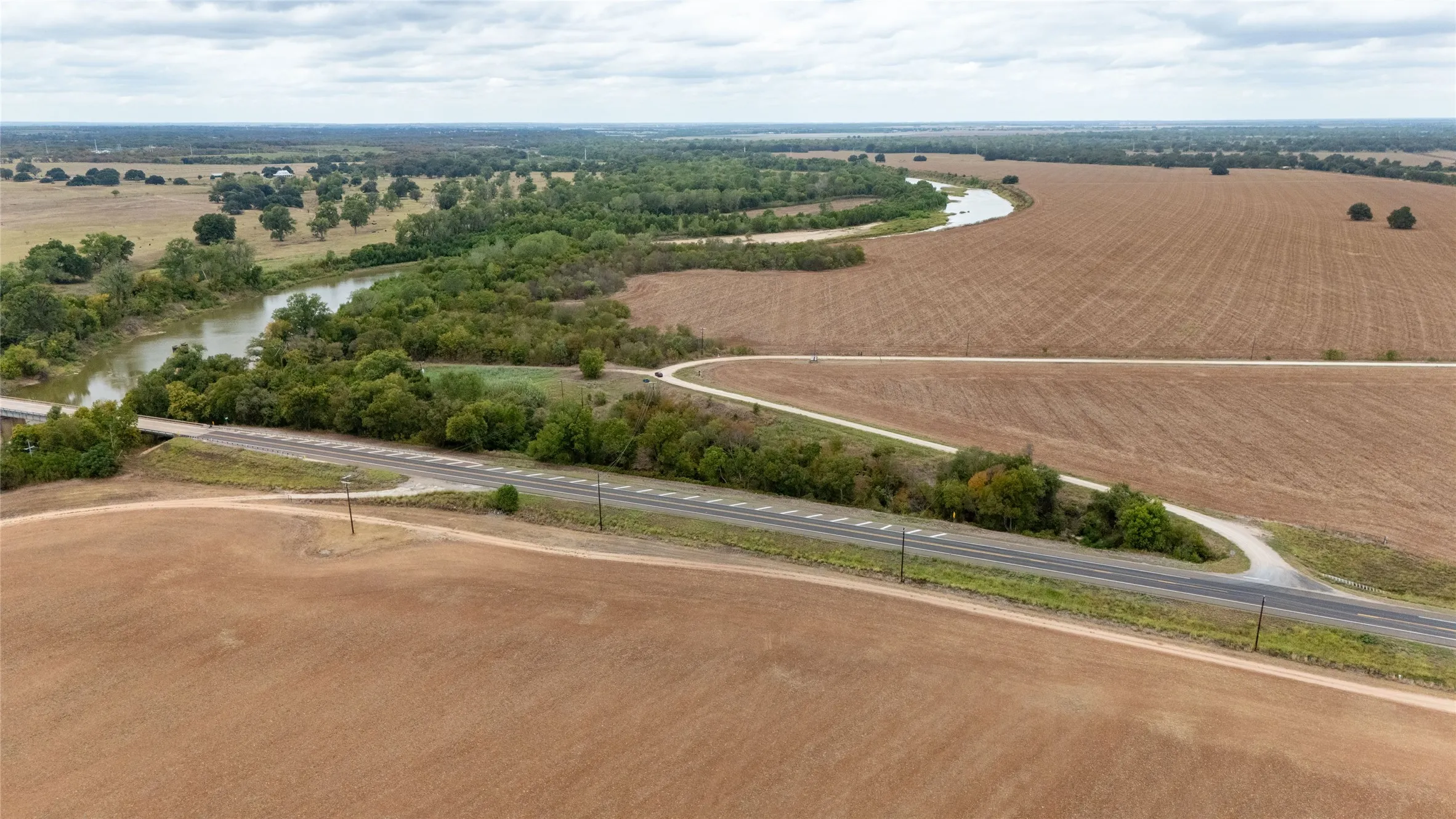 Unimproved Land For Sale in Falls County , 184 County Road 183, Marlin, Texas 76661, 0, 0, Garage spaces, 0 Sqft, built in 0, mls#21411856, Real Estate Agent in Marlin, Homes For Sale in Falls county, Homes For Sale in Marlin, Realtor in Marlin Texas, Real Estate Brokerage Independent Realty Texas, Luminita Cordes Realtor