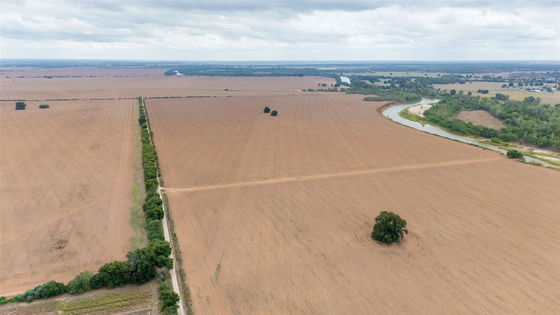 Unimproved Land For Sale in Falls County , 184 County Road 183, Marlin, Texas 76661, 0, 0, Garage spaces, 0 Sqft, built in 0, mls#21411856, Real Estate Agent in Marlin, Homes For Sale in Falls county, Homes For Sale in Marlin, Realtor in Marlin Texas, Real Estate Brokerage Independent Realty Texas, Luminita Cordes Realtor