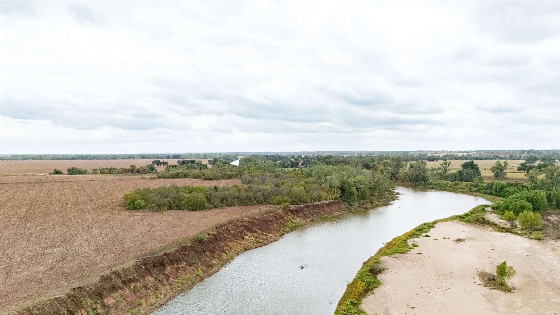 Unimproved Land For Sale in Falls County , 184 County Road 183, Marlin, Texas 76661, 0, 0, Garage spaces, 0 Sqft, built in 0, mls#21411856, Real Estate Agent in Marlin, Homes For Sale in Falls county, Homes For Sale in Marlin, Realtor in Marlin Texas, Real Estate Brokerage Independent Realty Texas, Luminita Cordes Realtor