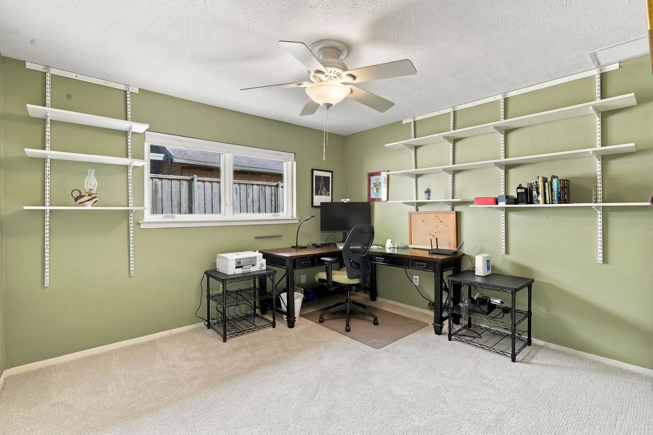 Single Family Residence For Sale in Dallas County , 6720 Firelight Lane, Dallas, Texas 75248, 4 Bedroom, 3 Bathroom, 2 Garage spaces, 2,400 Sqft, built in 1978, mls#21412984, Real Estate Agent in Dallas, Homes For Sale in Dallas county, Homes For Sale in Dallas, Realtor in Dallas Texas, Real Estate Brokerage Independent Realty Texas, Luminita Cordes Realtor