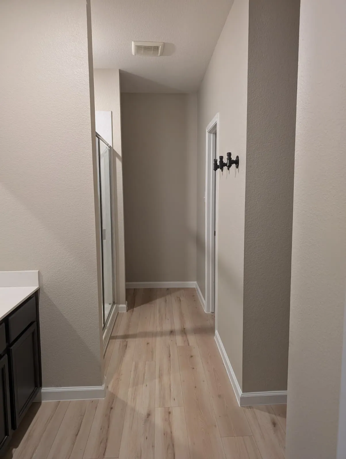 Single Family Residence For Sale in Kaufman County , 3205 Conley Ct, Mesquite, Texas 75126, 3 Bedroom, 2 Bathroom, 2 Garage spaces, 1,518 Sqft, built in 2022, mls#21413607, Real Estate Agent in Mesquite, Homes For Sale in Kaufman county, Homes For Sale in Mesquite, Realtor in Mesquite Texas, Real Estate Brokerage Independent Realty Texas, Luminita Cordes Realtor