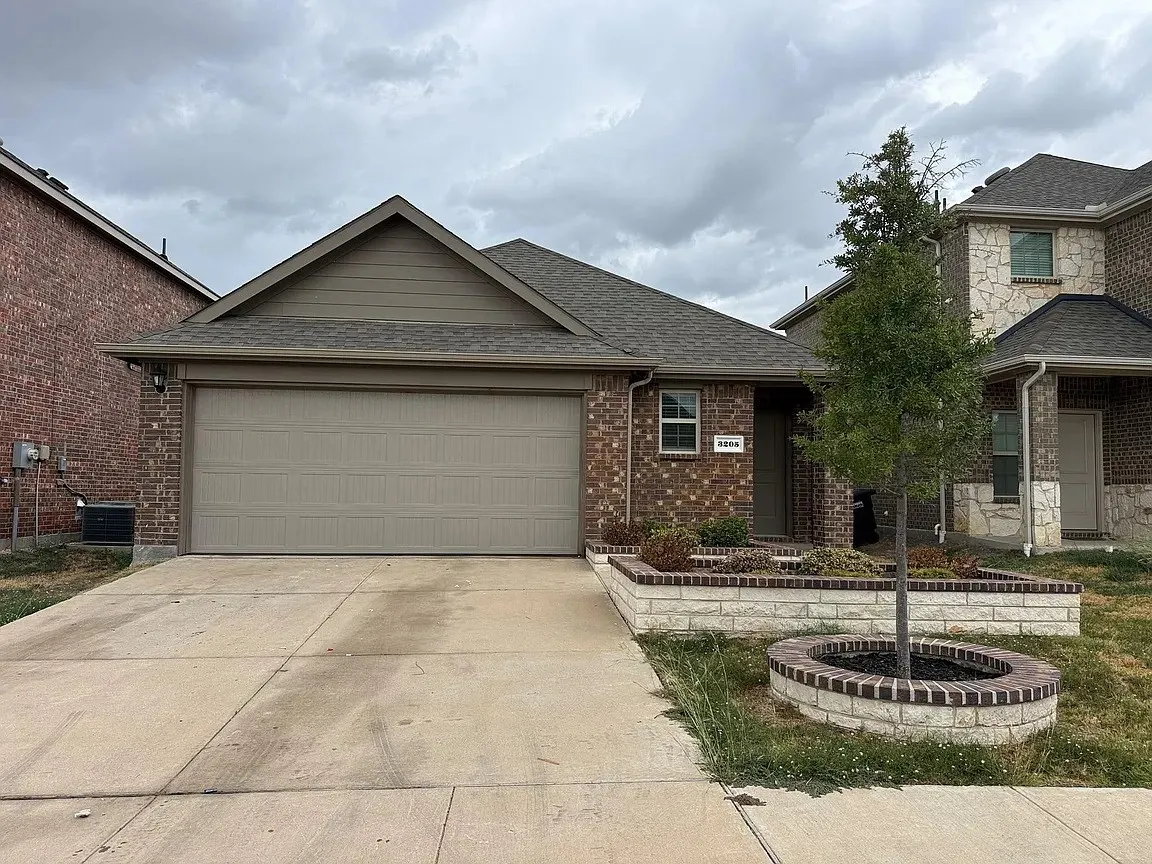Single Family Residence For Sale