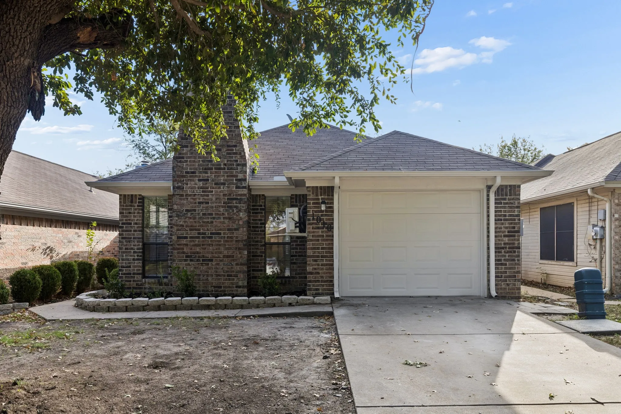 Single Family Residence For Sale