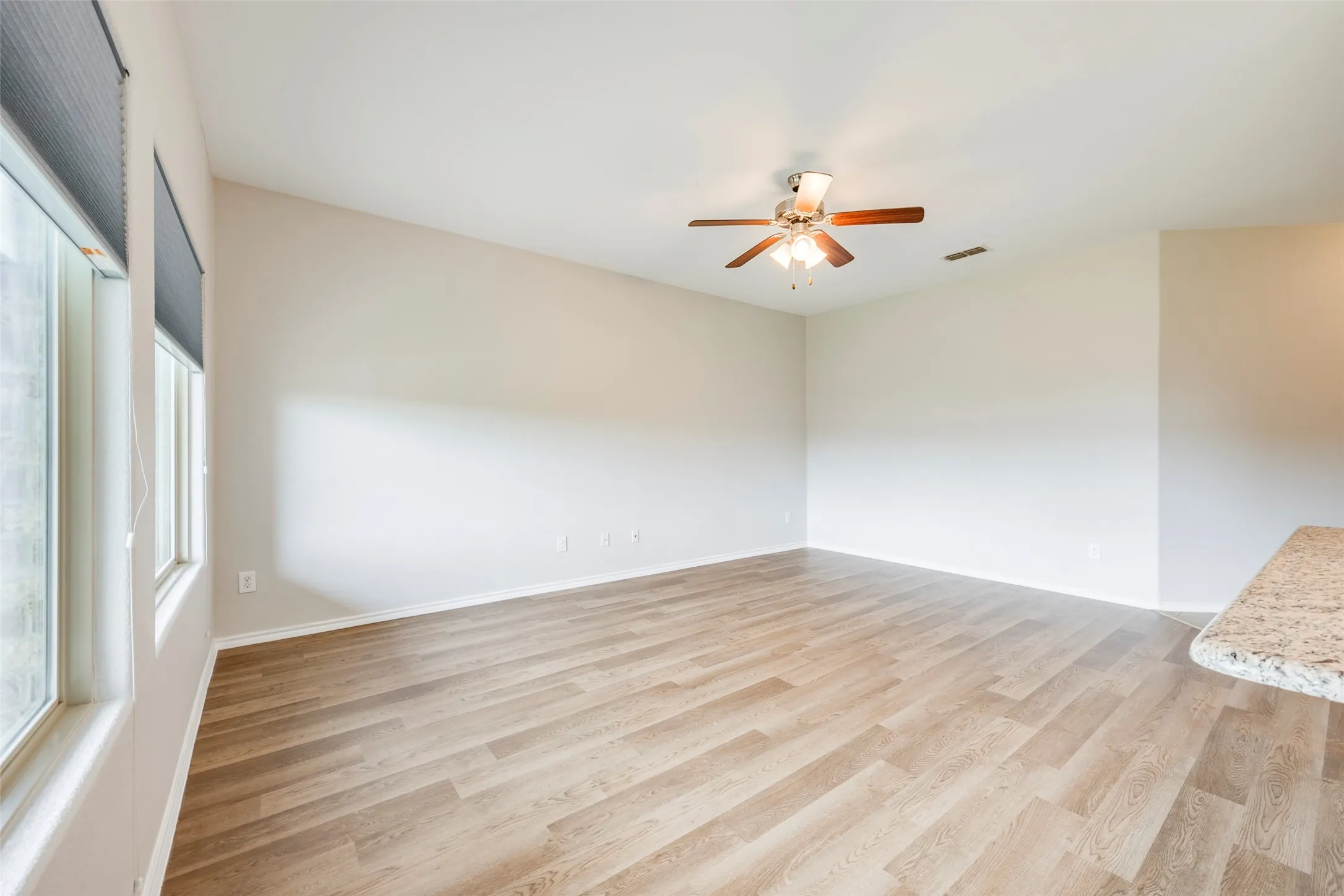 Single Family Residence For Sale in Tarrant County , 13841 Langston Lake Road, Fort Worth, Texas 76262, 3 Bedroom, 2 Bathroom, 2 Garage spaces, 1,712 Sqft, built in 2016, mls#21413485, Real Estate Agent in Fort Worth, Homes For Sale in Tarrant county, Homes For Sale in Fort Worth, Realtor in Fort Worth Texas, Real Estate Brokerage Independent Realty Texas, Luminita Cordes Realtor