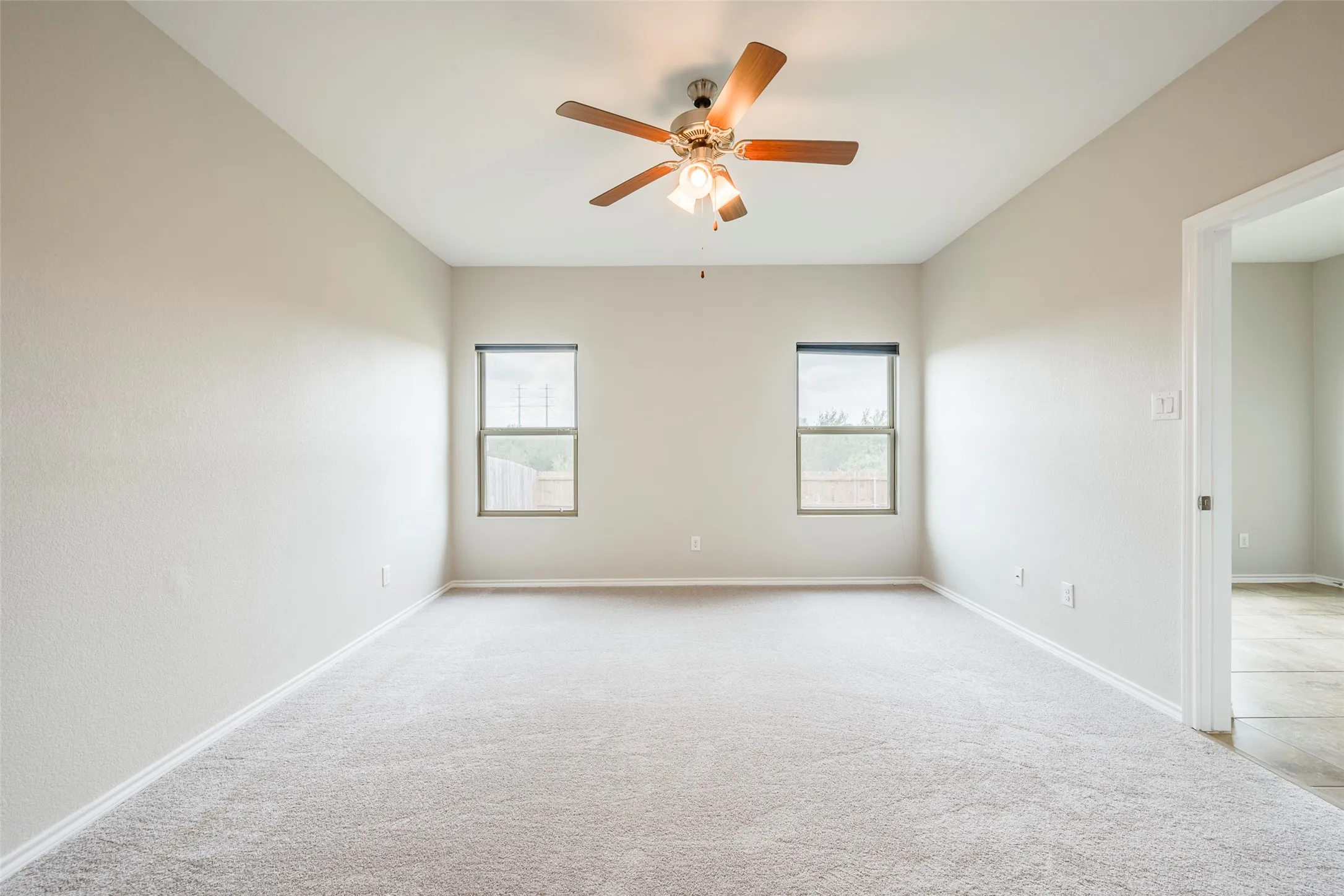 Single Family Residence For Sale in Tarrant County , 13841 Langston Lake Road, Fort Worth, Texas 76262, 3 Bedroom, 2 Bathroom, 2 Garage spaces, 1,712 Sqft, built in 2016, mls#21413485, Real Estate Agent in Fort Worth, Homes For Sale in Tarrant county, Homes For Sale in Fort Worth, Realtor in Fort Worth Texas, Real Estate Brokerage Independent Realty Texas, Luminita Cordes Realtor