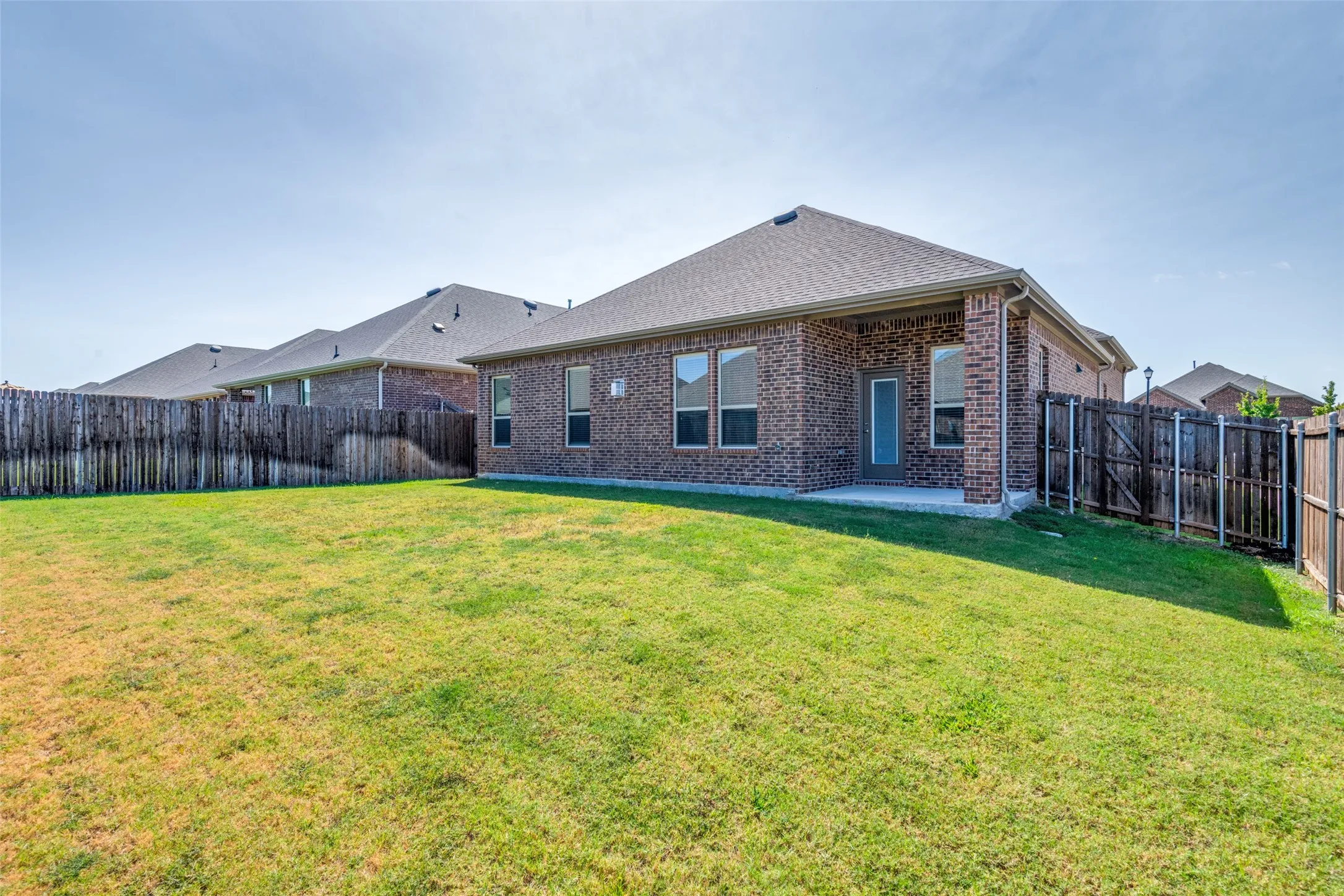 Single Family Residence For Rent in Kaufman County , 4108 Ellinger Drive, Heath, Texas 75126, 4 Bedroom, 2 Bathroom, 2 Garage spaces, 2,095 Sqft, built in 2022, mls#21413921, Real Estate Agent in Heath, Homes For Rent in Kaufman county, Homes For Rent in Heath, Realtor in Heath Texas, Real Estate Brokerage Independent Realty Texas, Luminita Cordes Realtor