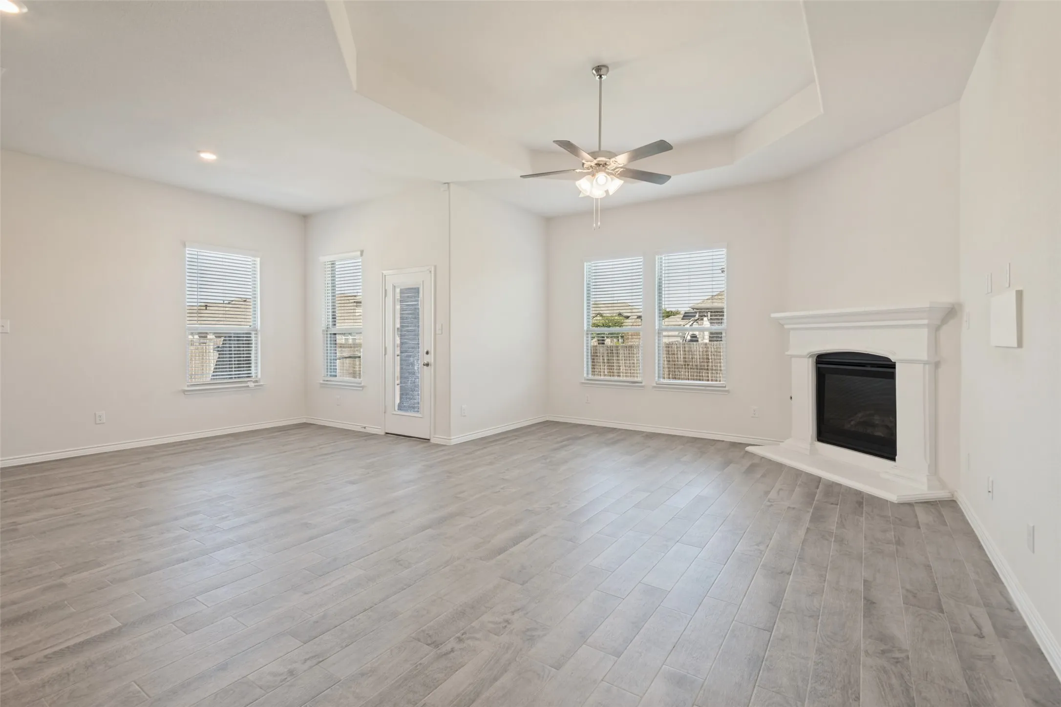 Single Family Residence For Rent in Kaufman County , 4108 Ellinger Drive, Heath, Texas 75126, 4 Bedroom, 2 Bathroom, 2 Garage spaces, 2,095 Sqft, built in 2022, mls#21413921, Real Estate Agent in Heath, Homes For Rent in Kaufman county, Homes For Rent in Heath, Realtor in Heath Texas, Real Estate Brokerage Independent Realty Texas, Luminita Cordes Realtor