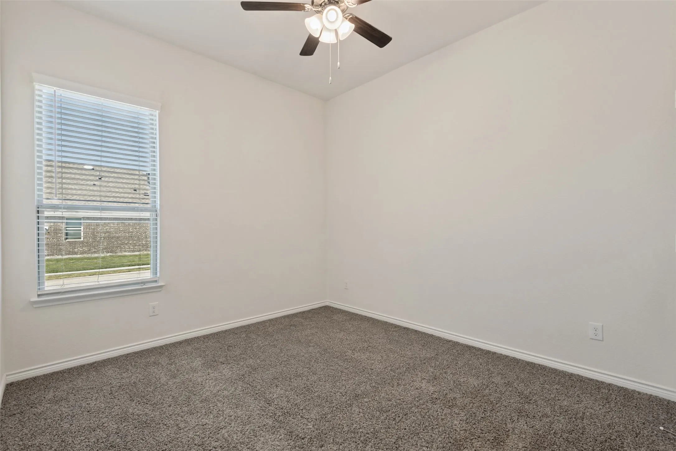 Single Family Residence For Rent in Kaufman County , 4108 Ellinger Drive, Heath, Texas 75126, 4 Bedroom, 2 Bathroom, 2 Garage spaces, 2,095 Sqft, built in 2022, mls#21413921, Real Estate Agent in Heath, Homes For Rent in Kaufman county, Homes For Rent in Heath, Realtor in Heath Texas, Real Estate Brokerage Independent Realty Texas, Luminita Cordes Realtor