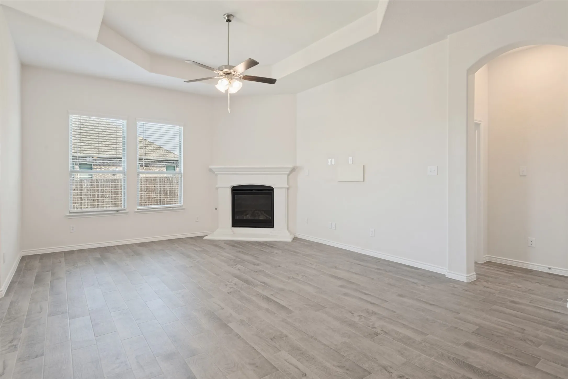 Single Family Residence For Rent in Kaufman County , 4108 Ellinger Drive, Heath, Texas 75126, 4 Bedroom, 2 Bathroom, 2 Garage spaces, 2,095 Sqft, built in 2022, mls#21413921, Real Estate Agent in Heath, Homes For Rent in Kaufman county, Homes For Rent in Heath, Realtor in Heath Texas, Real Estate Brokerage Independent Realty Texas, Luminita Cordes Realtor