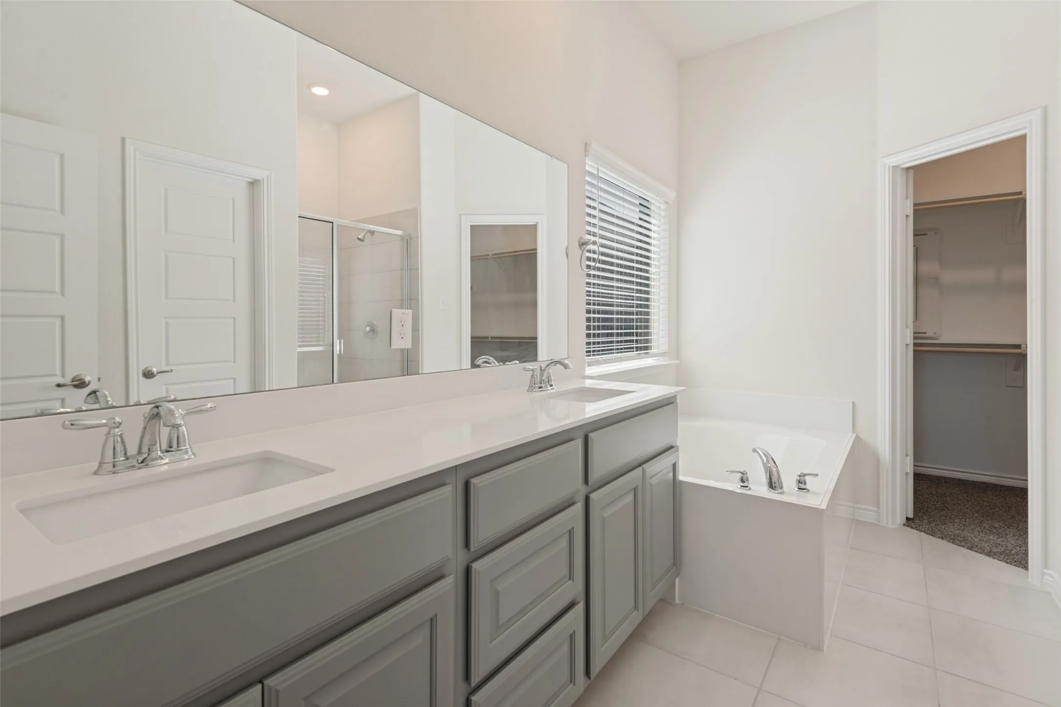 Single Family Residence For Rent in Kaufman County , 4108 Ellinger Drive, Heath, Texas 75126, 4 Bedroom, 2 Bathroom, 2 Garage spaces, 2,095 Sqft, built in 2022, mls#21413921, Real Estate Agent in Heath, Homes For Rent in Kaufman county, Homes For Rent in Heath, Realtor in Heath Texas, Real Estate Brokerage Independent Realty Texas, Luminita Cordes Realtor
