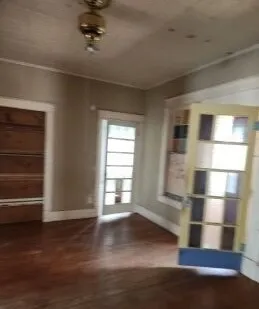 Single Family Residence For Sale in Brown County , 1715 Austin Avenue, Brownwood, Texas 76801, 2 Bedroom, 2 Bathroom, 1 Garage spaces, 1,810 Sqft, built in 1900, mls#21413864, Real Estate Agent in Brownwood, Homes For Sale in Brown county, Homes For Sale in Brownwood, Realtor in Brownwood Texas, Real Estate Brokerage Independent Realty Texas, Luminita Cordes Realtor