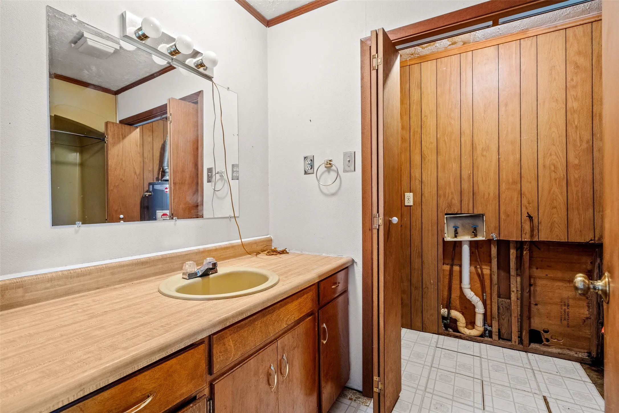 Single Family Residence For Sale in Wise County , 199 Park Street, Newark, Texas 76071, 3 Bedroom, 2 Bathroom, Garage spaces, 1,598 Sqft, built in 1978, mls#21412048, Real Estate Agent in Newark, Homes For Sale in Wise county, Homes For Sale in Newark, Realtor in Newark Texas, Real Estate Brokerage Independent Realty Texas, Luminita Cordes Realtor