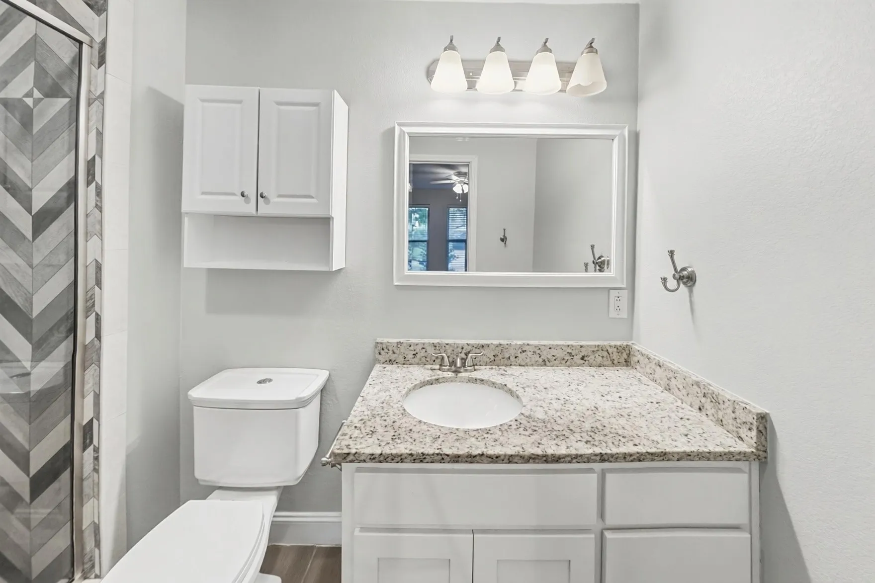 Single Family Residence For Rent in Tarrant County , 2909 White Oak Lane, Bedford, Texas 76021, 3 Bedroom, 2 Bathroom, 2 Garage spaces, 1,739 Sqft, built in 1973, mls#21413934, Real Estate Agent in Bedford, Homes For Rent in Tarrant county, Homes For Rent in Bedford, Realtor in Bedford Texas, Real Estate Brokerage Independent Realty Texas, Luminita Cordes Realtor