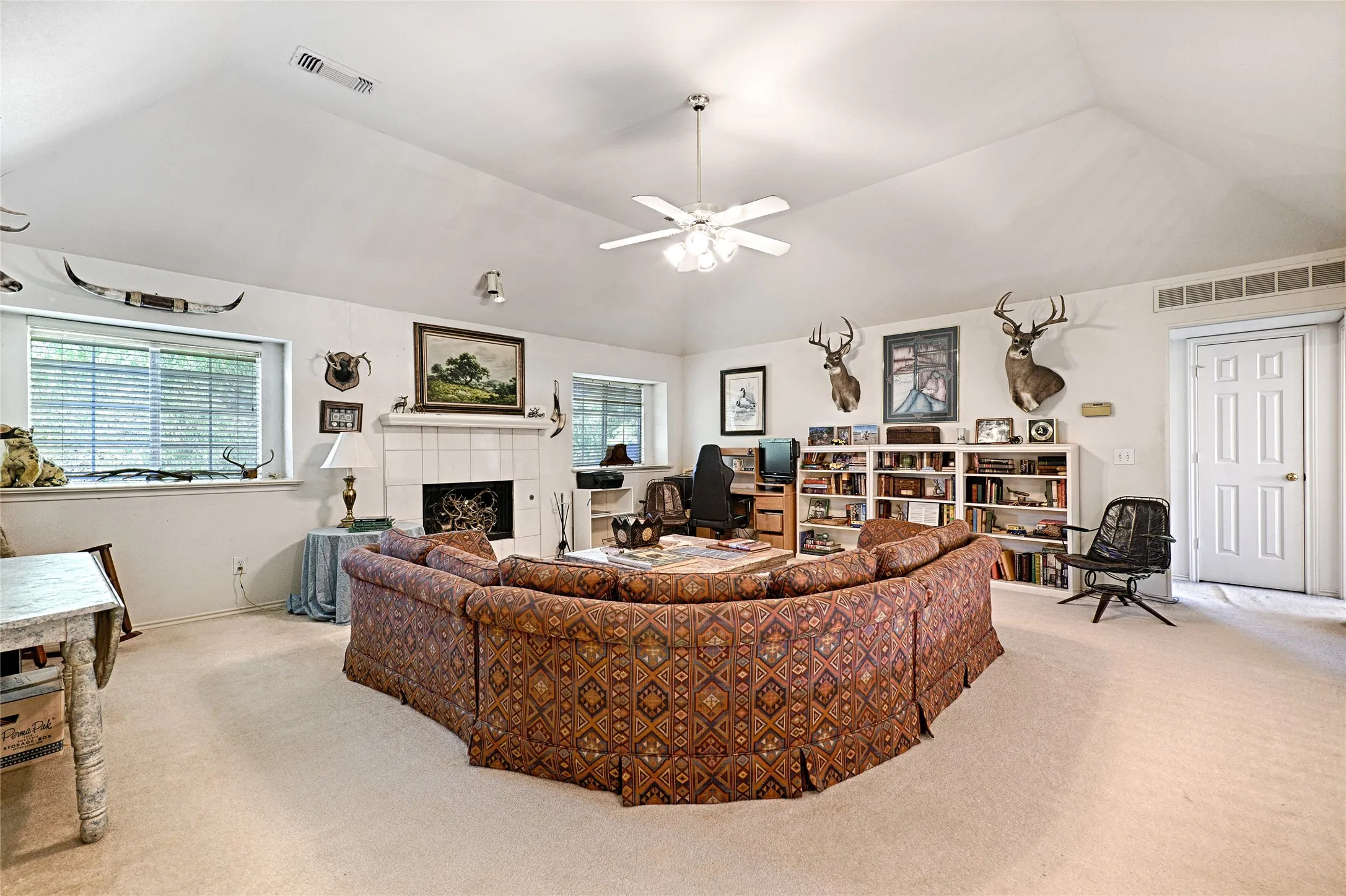 Single Family Residence For Sale in Collin County , 6633 Wickliff Trail, Plano, Texas 75023, 5 Bedroom, 4 Bathroom, 2 Garage spaces, 3,457 Sqft, built in 1992, mls#21407153, Real Estate Agent in Plano, Homes For Sale in Collin county, Homes For Sale in Plano, Realtor in Plano Texas, Real Estate Brokerage Independent Realty Texas, Luminita Cordes Realtor