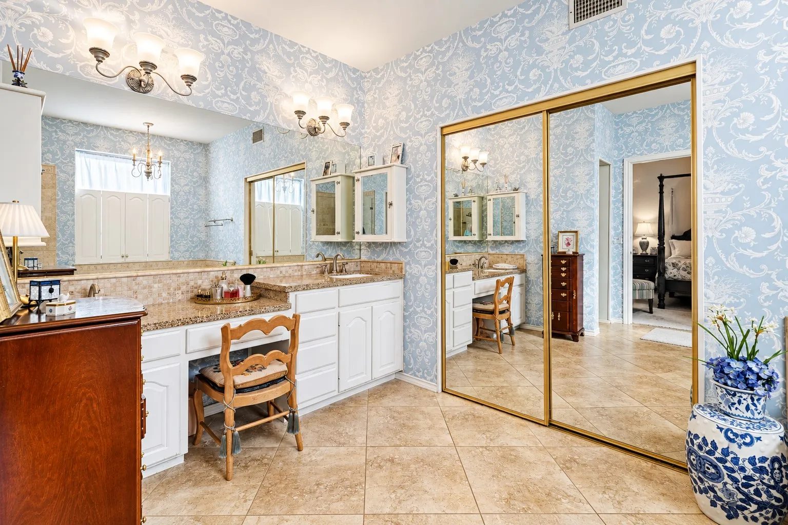 Single Family Residence For Sale in Collin County , 6633 Wickliff Trail, Plano, Texas 75023, 5 Bedroom, 4 Bathroom, 2 Garage spaces, 3,457 Sqft, built in 1992, mls#21407153, Real Estate Agent in Plano, Homes For Sale in Collin county, Homes For Sale in Plano, Realtor in Plano Texas, Real Estate Brokerage Independent Realty Texas, Luminita Cordes Realtor