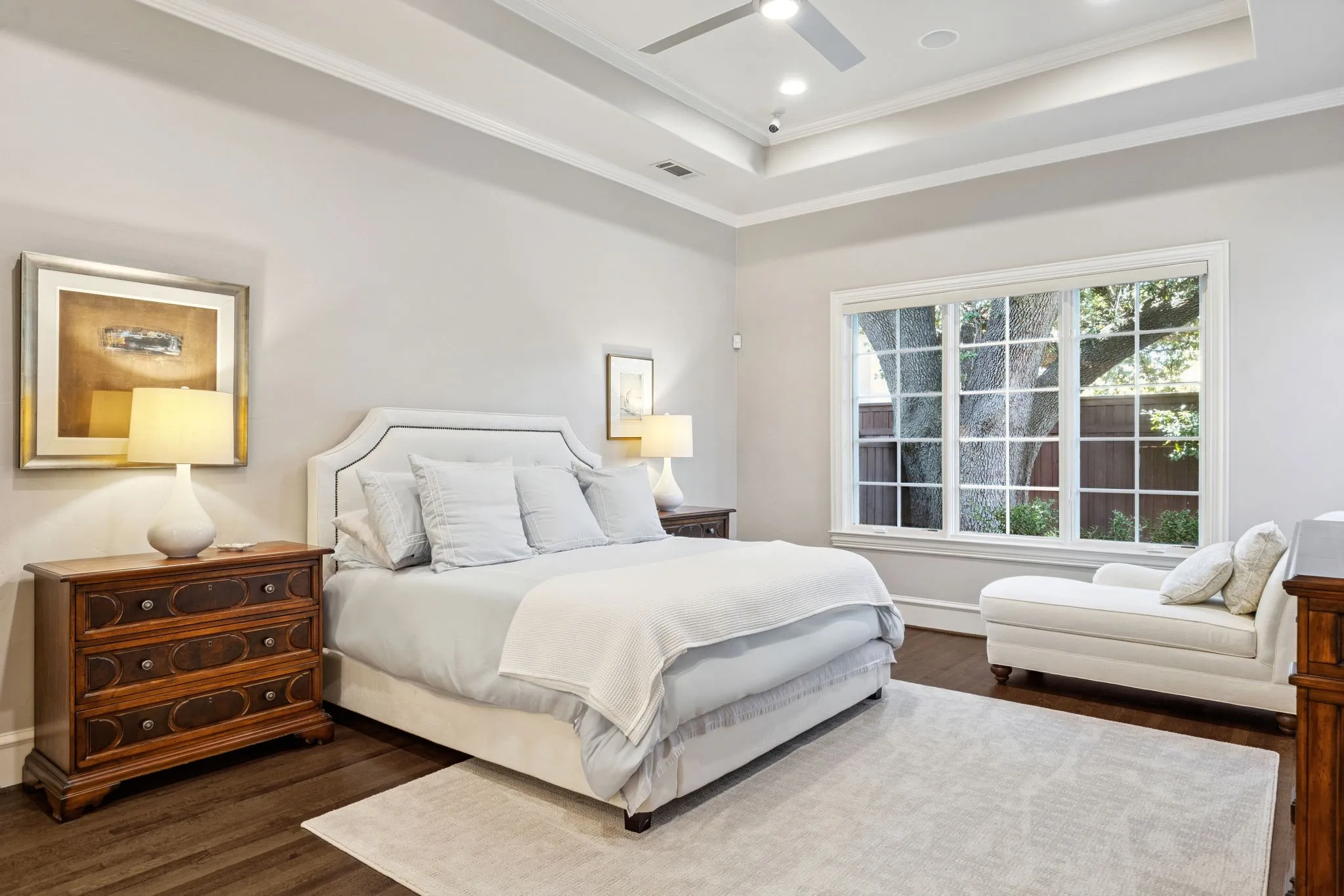 Single Family Residence For Sale in Dallas County , 6442 Northwood Road, Dallas, Texas 75225, 4 Bedroom, 6 Bathroom, 3 Garage spaces, 5,564 Sqft, built in 2007, mls#21411647, Real Estate Agent in Dallas, Homes For Sale in Dallas county, Homes For Sale in Dallas, Realtor in Dallas Texas, Real Estate Brokerage Independent Realty Texas, Luminita Cordes Realtor