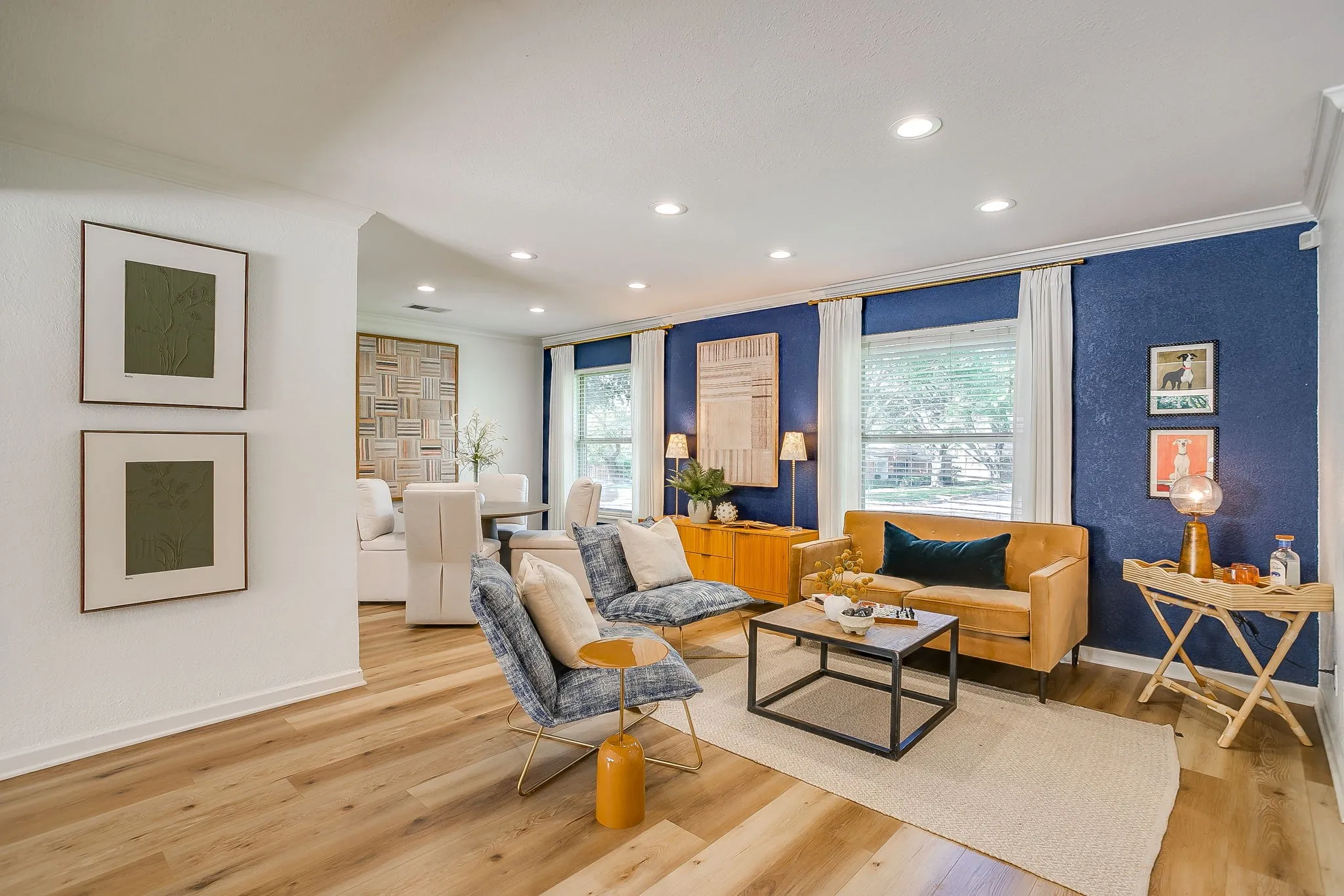 Single Family Residence For Sale in Tarrant County , 4357 Westdale Drive, Fort Worth, Texas 76109, 4 Bedroom, 3 Bathroom, 2 Garage spaces, 2,068 Sqft, built in 1964, mls#21412858, Real Estate Agent in Fort Worth, Homes For Sale in Tarrant county, Homes For Sale in Fort Worth, Realtor in Fort Worth Texas, Real Estate Brokerage Independent Realty Texas, Luminita Cordes Realtor