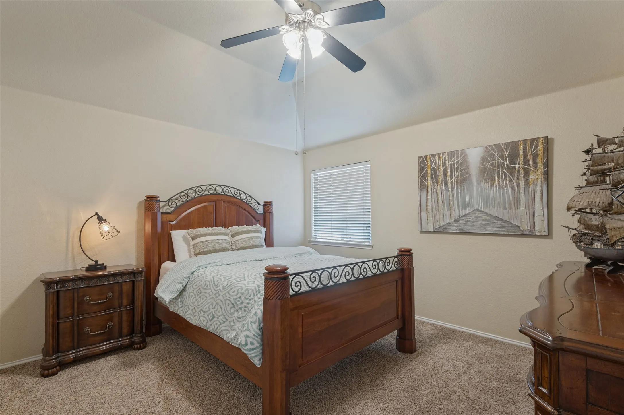 Single Family Residence For Sale in Tarrant County , 7929 Stansfield Drive, Fort Worth, Texas 76137, 5 Bedroom, 3 Bathroom, 2 Garage spaces, 2,865 Sqft, built in 2002, mls#21412412, Real Estate Agent in Fort Worth, Homes For Sale in Tarrant county, Homes For Sale in Fort Worth, Realtor in Fort Worth Texas, Real Estate Brokerage Independent Realty Texas, Luminita Cordes Realtor