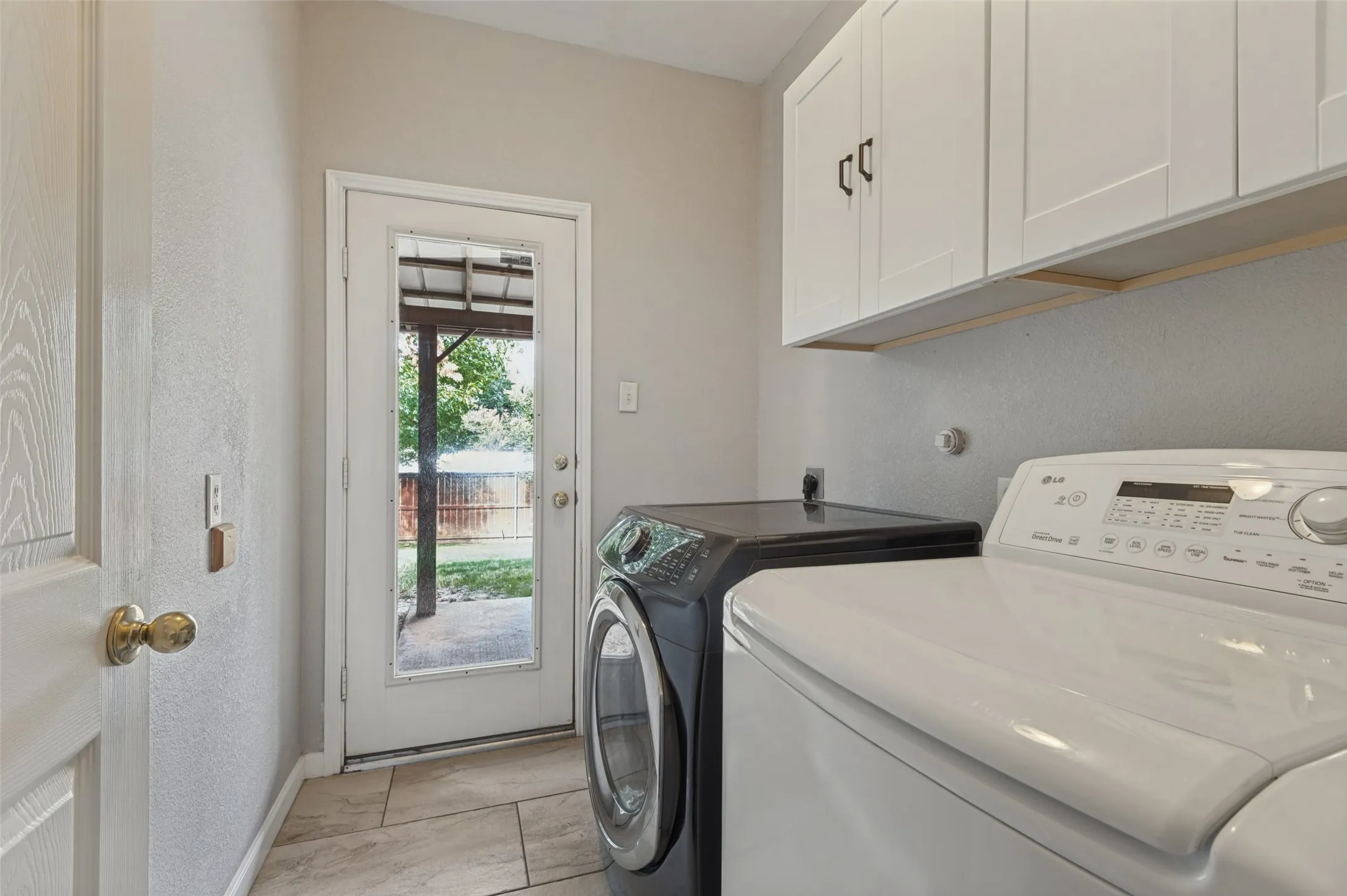 Single Family Residence For Sale in Tarrant County , 7929 Stansfield Drive, Fort Worth, Texas 76137, 5 Bedroom, 3 Bathroom, 2 Garage spaces, 2,865 Sqft, built in 2002, mls#21412412, Real Estate Agent in Fort Worth, Homes For Sale in Tarrant county, Homes For Sale in Fort Worth, Realtor in Fort Worth Texas, Real Estate Brokerage Independent Realty Texas, Luminita Cordes Realtor