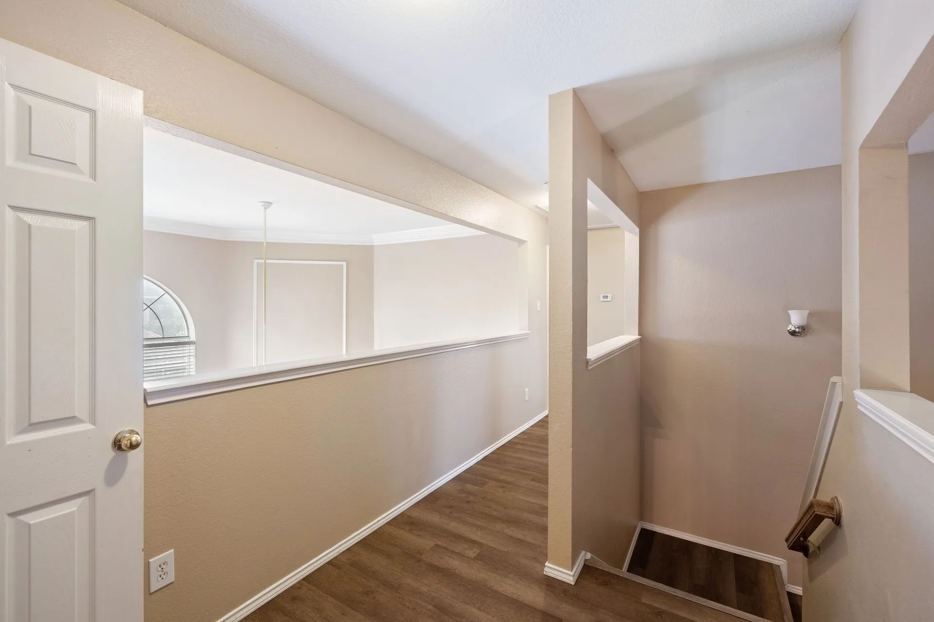 Single Family Residence For Rent in Collin County , 2301 Brookview Drive, Mc Kinney, Texas 75072, 3 Bedroom, 3 Bathroom, 2 Garage spaces, 2,360 Sqft, built in 1998, mls#21414027, Real Estate Agent in Mc Kinney, Homes For Rent in Collin county, Homes For Rent in Mc Kinney, Realtor in Mc Kinney Texas, Real Estate Brokerage Independent Realty Texas, Luminita Cordes Realtor