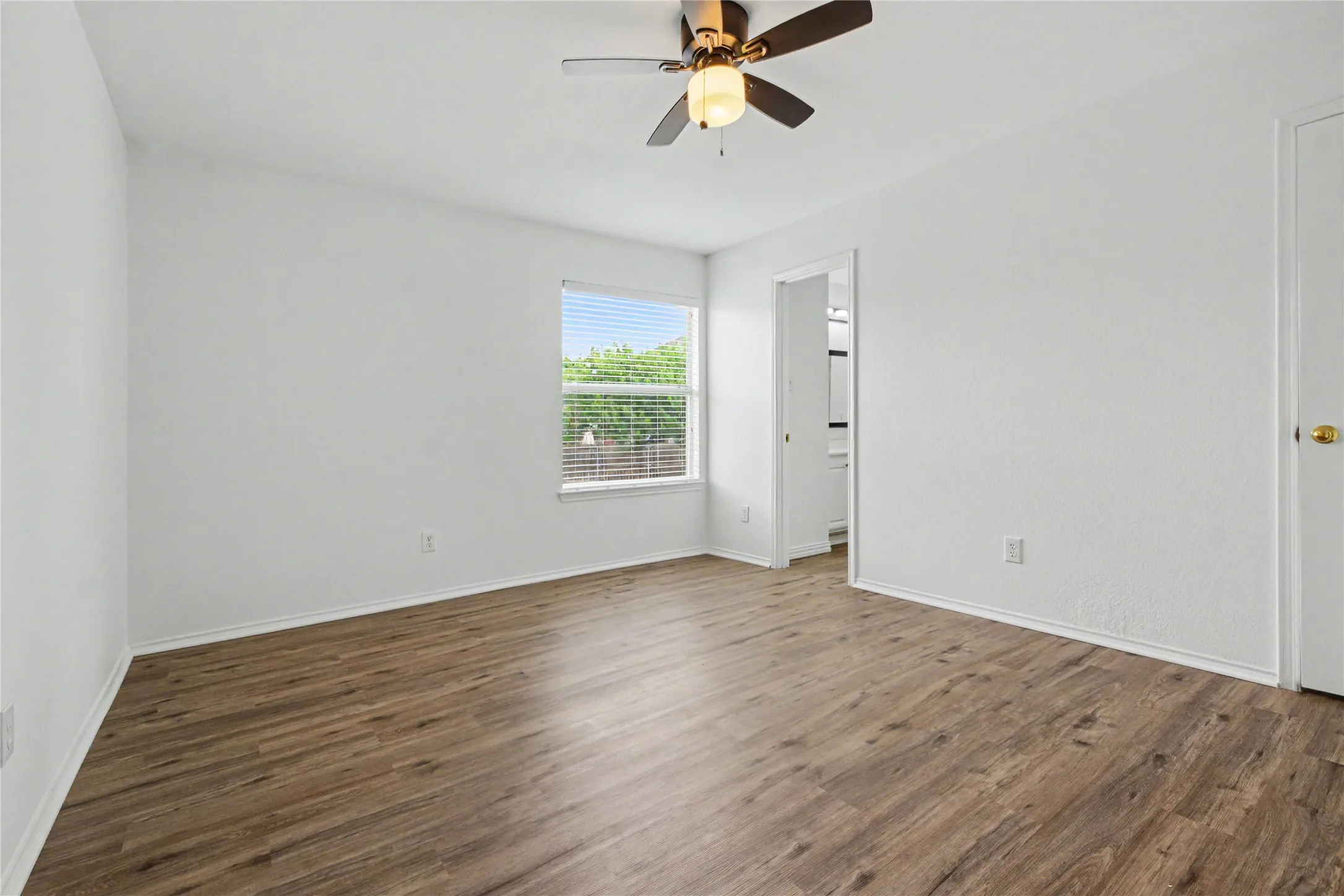 Single Family Residence For Sale in Collin County , 3148 Paradise Valley Drive, Plano, Texas 75025, 5 Bedroom, 4 Bathroom, 2 Garage spaces, 3,240 Sqft, built in 2000, mls#21413781, Real Estate Agent in Plano, Homes For Sale in Collin county, Homes For Sale in Plano, Realtor in Plano Texas, Real Estate Brokerage Independent Realty Texas, Luminita Cordes Realtor
