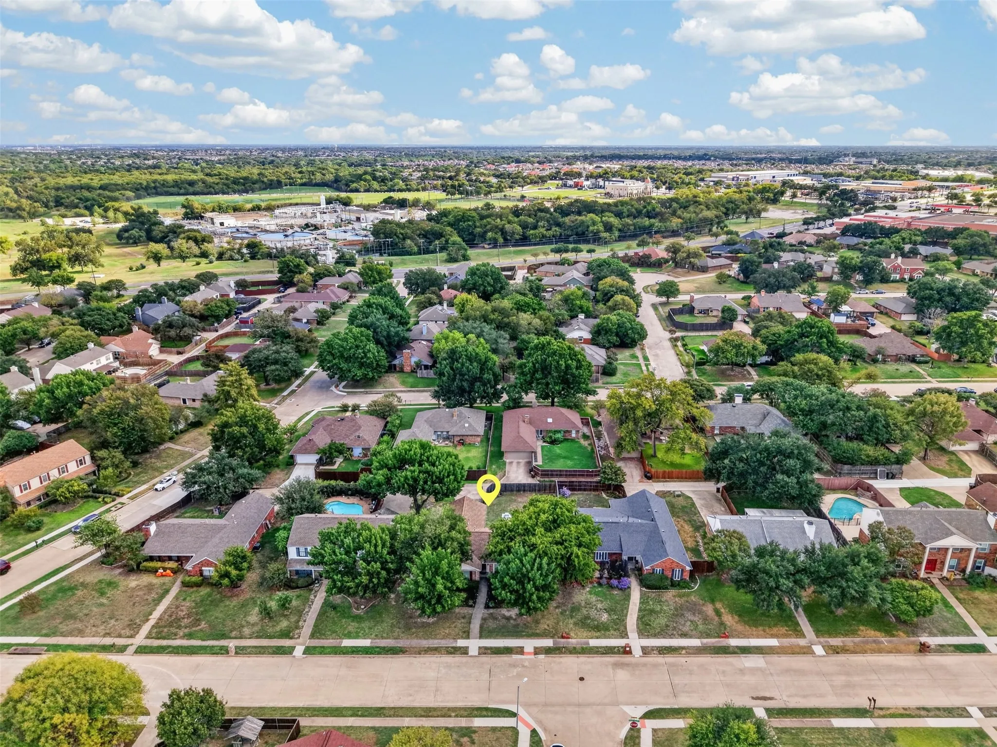 Single Family Residence For Sale in Collin County , 1600 Vera Cruz Drive, Plano, Texas 75074, 3 Bedroom, 2 Bathroom, 2 Garage spaces, 1,455 Sqft, built in 1984, mls#21413619, Real Estate Agent in Plano, Homes For Sale in Collin county, Homes For Sale in Plano, Realtor in Plano Texas, Real Estate Brokerage Independent Realty Texas, Luminita Cordes Realtor